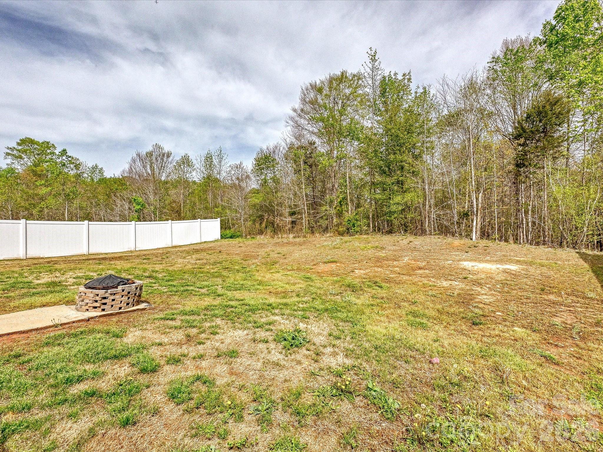 5125 Arbordale Way — Mount Holly