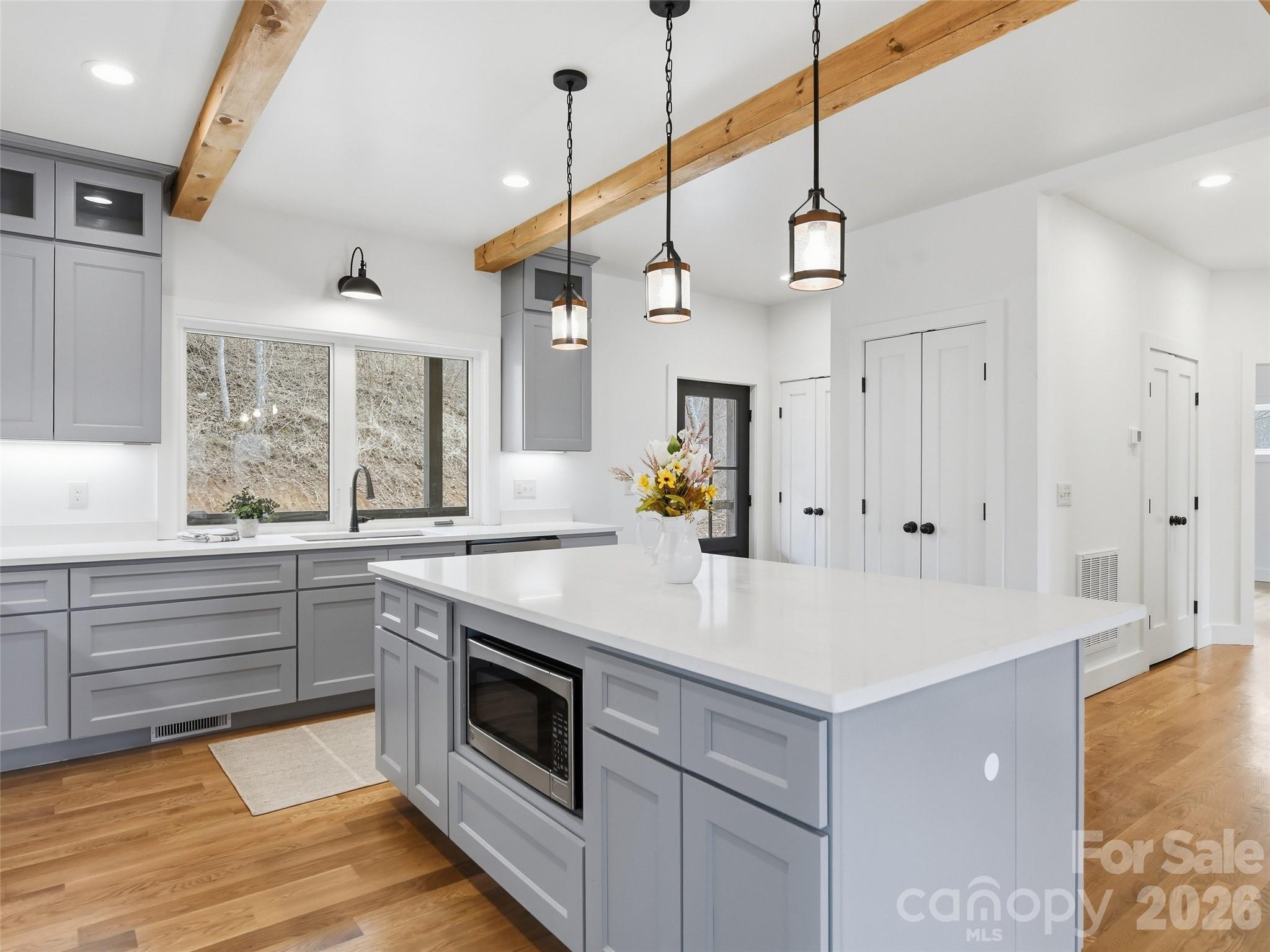 288 Ironwood Drive — Clyde