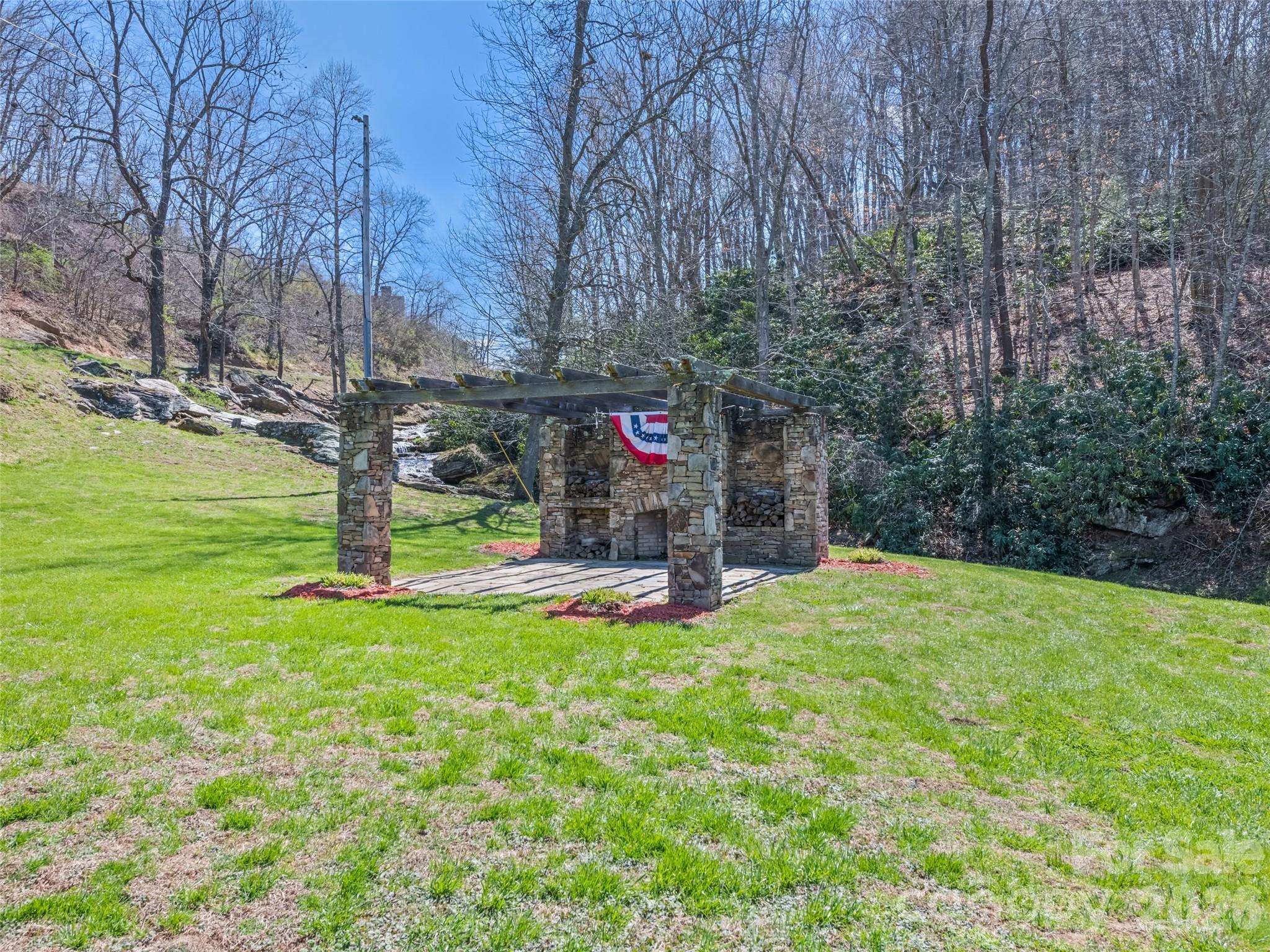 288 Ironwood Drive — Clyde