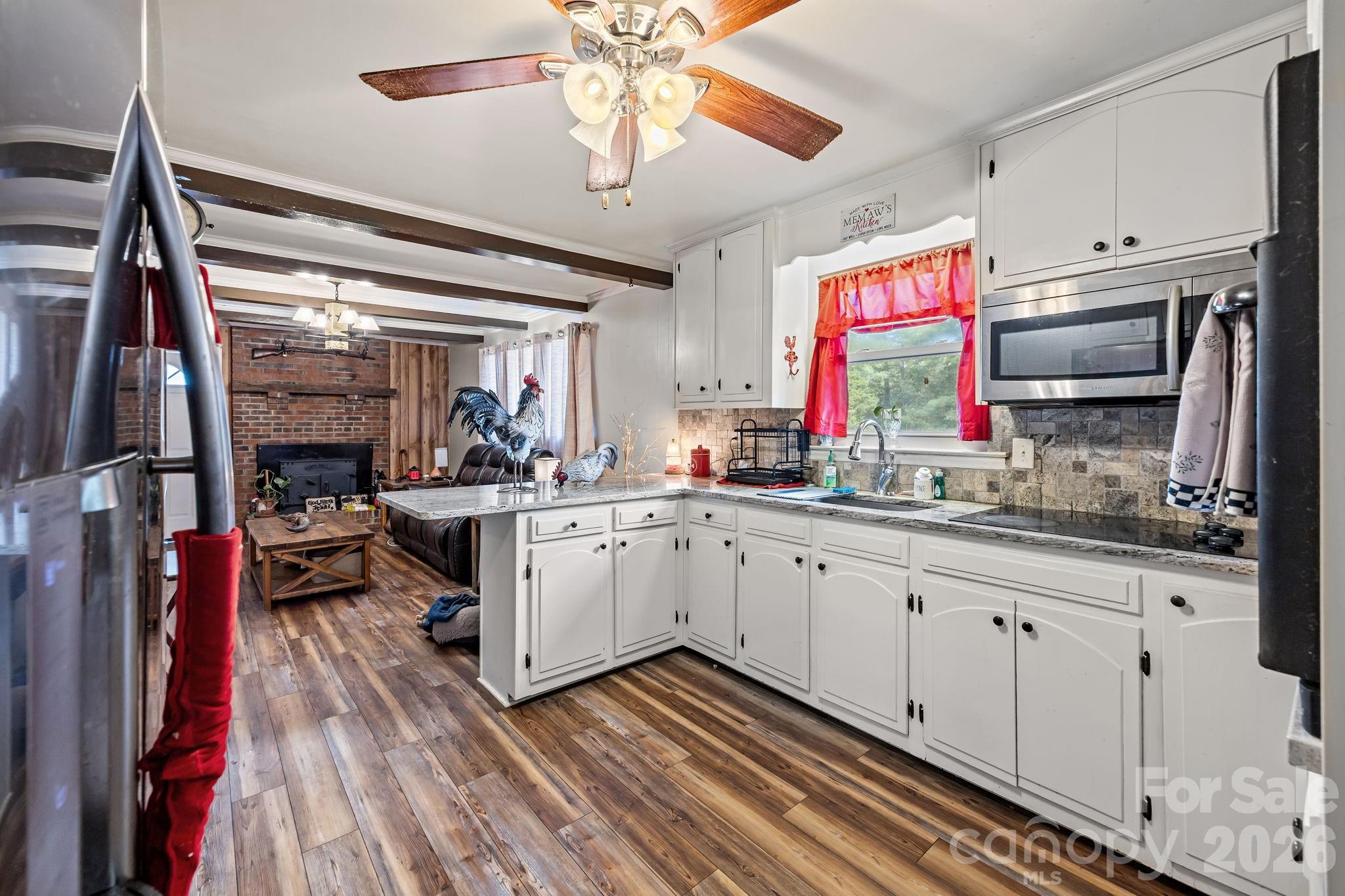 137 Foursquare Road — Mooresville