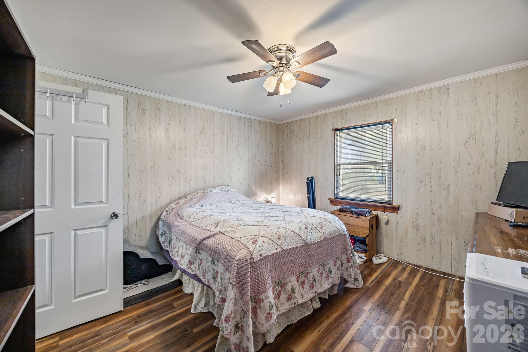 137 Foursquare Road — Mooresville