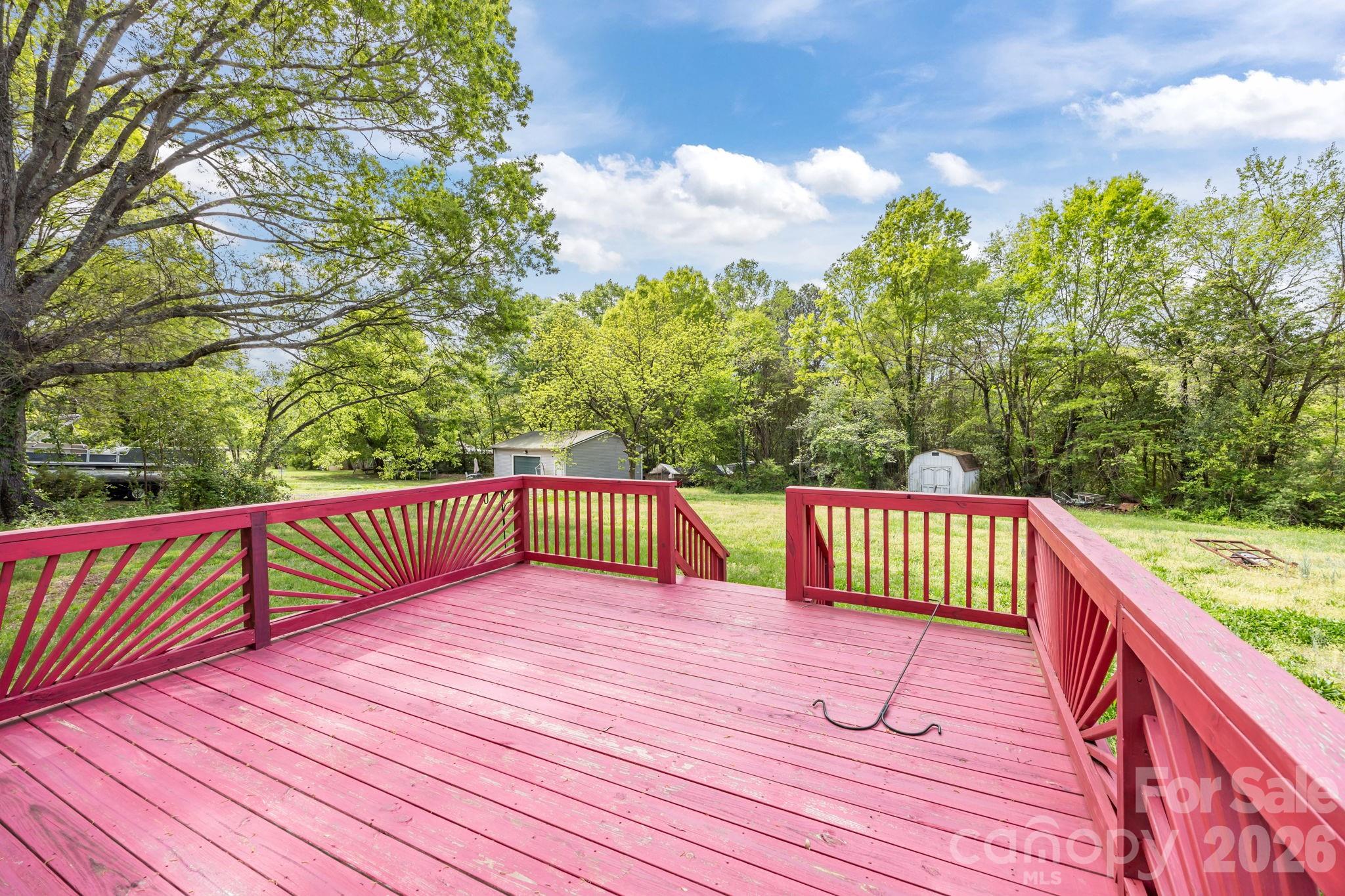 137 Foursquare Road — Mooresville
