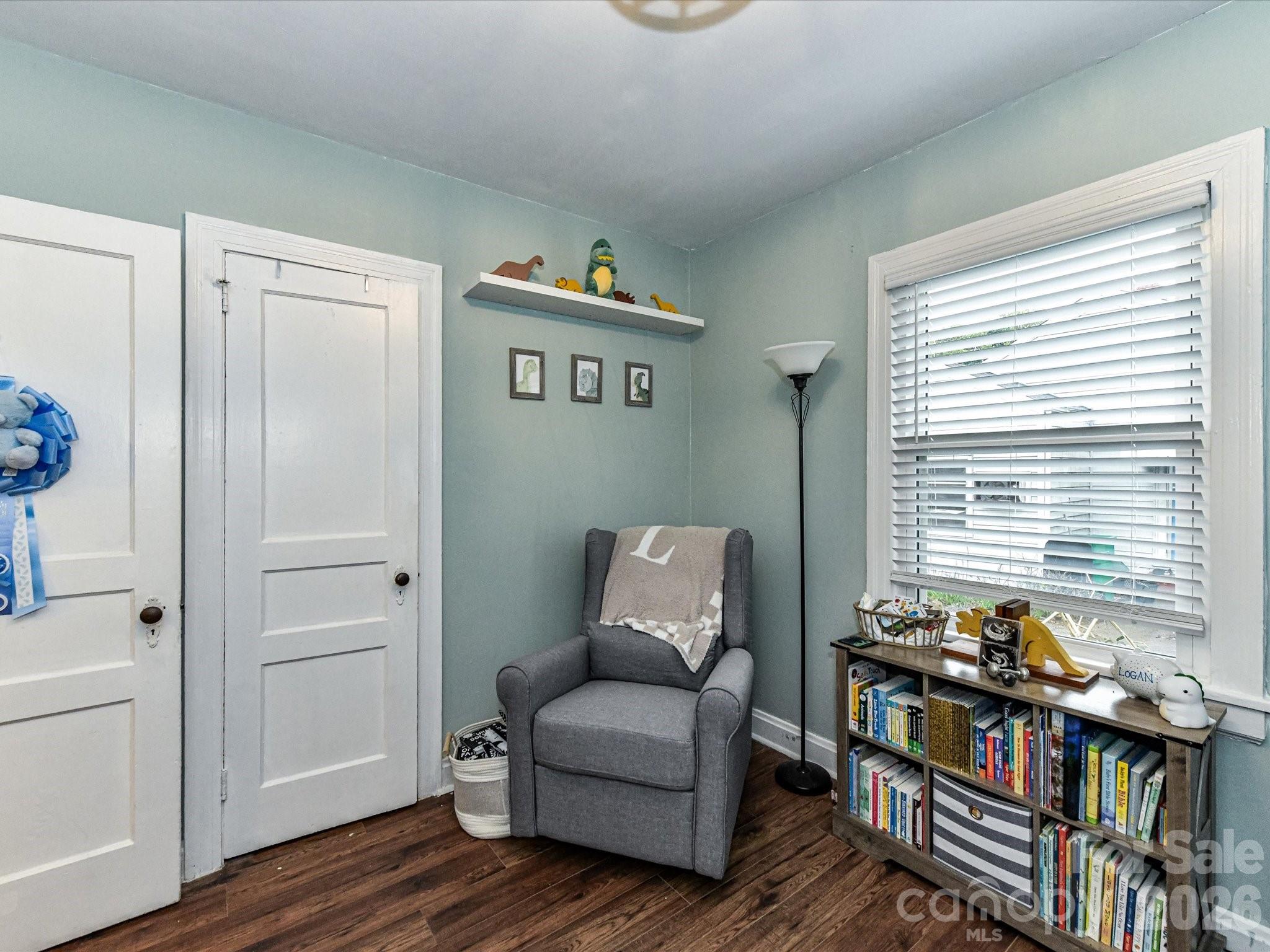 1240 Skyview Road — Charlotte