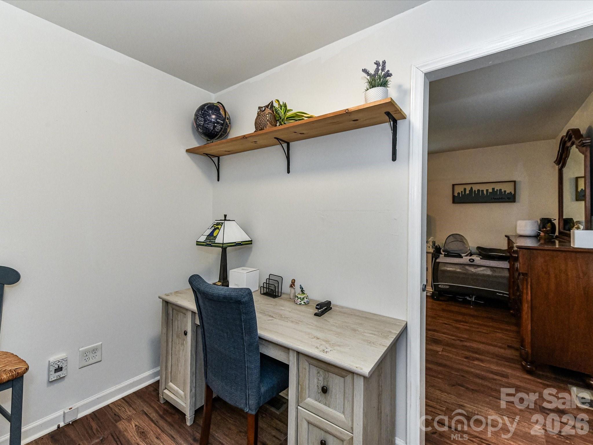 1240 Skyview Road — Charlotte