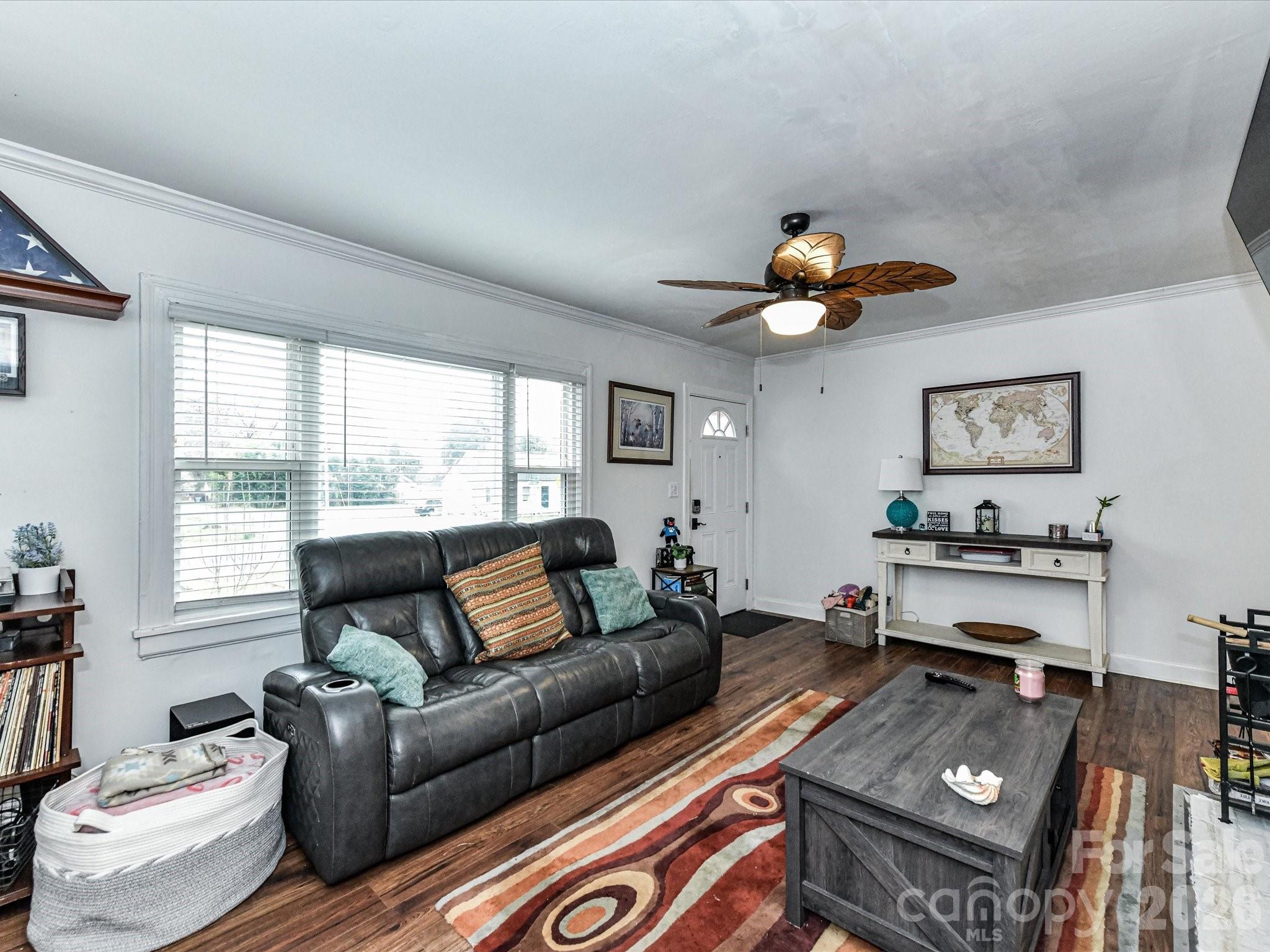 1240 Skyview Road — Charlotte