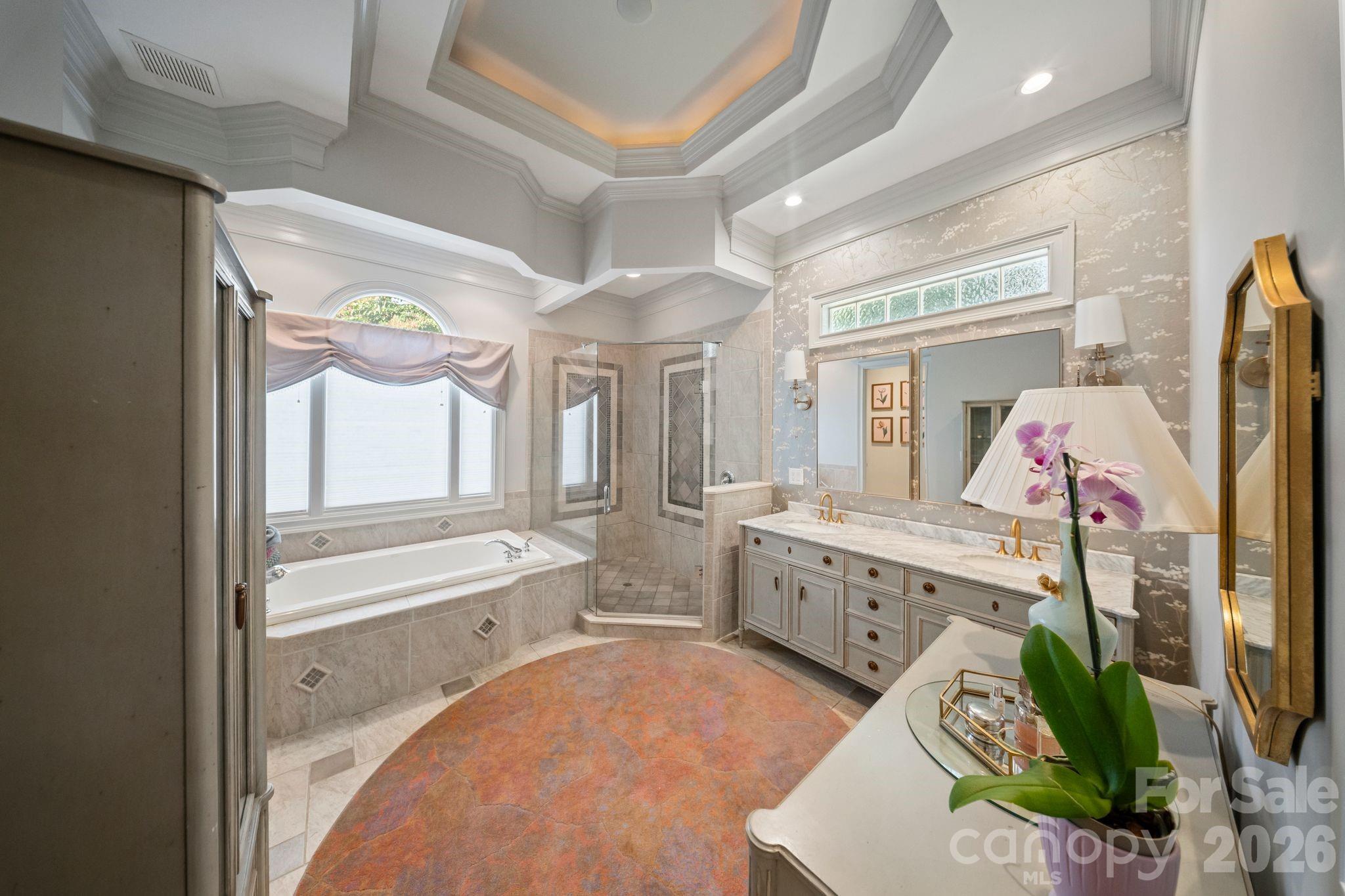 8915 Warwicke Lane — Sherrills Ford