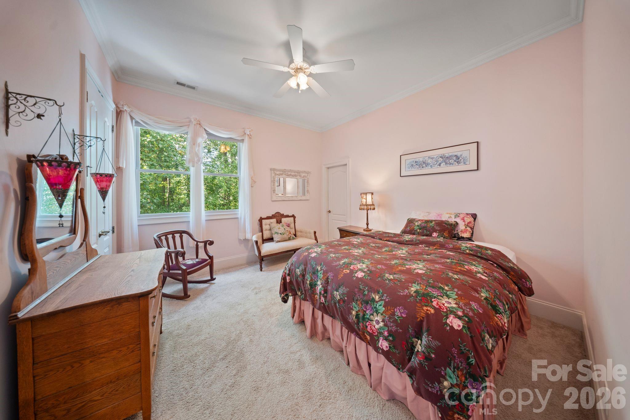 8915 Warwicke Lane — Sherrills Ford