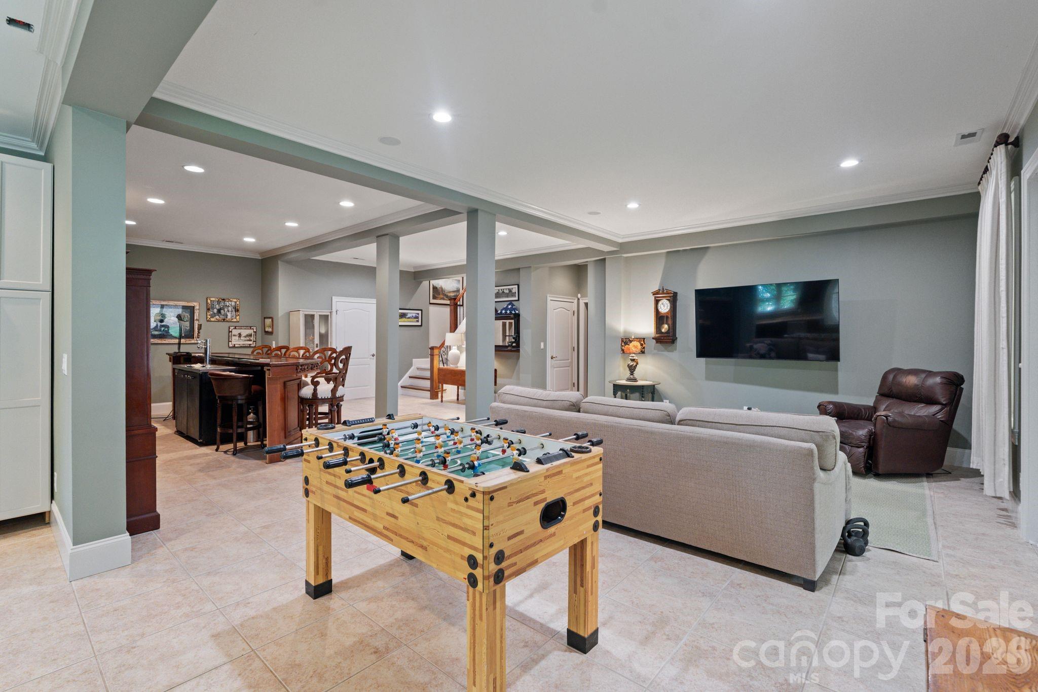 8915 Warwicke Lane — Sherrills Ford