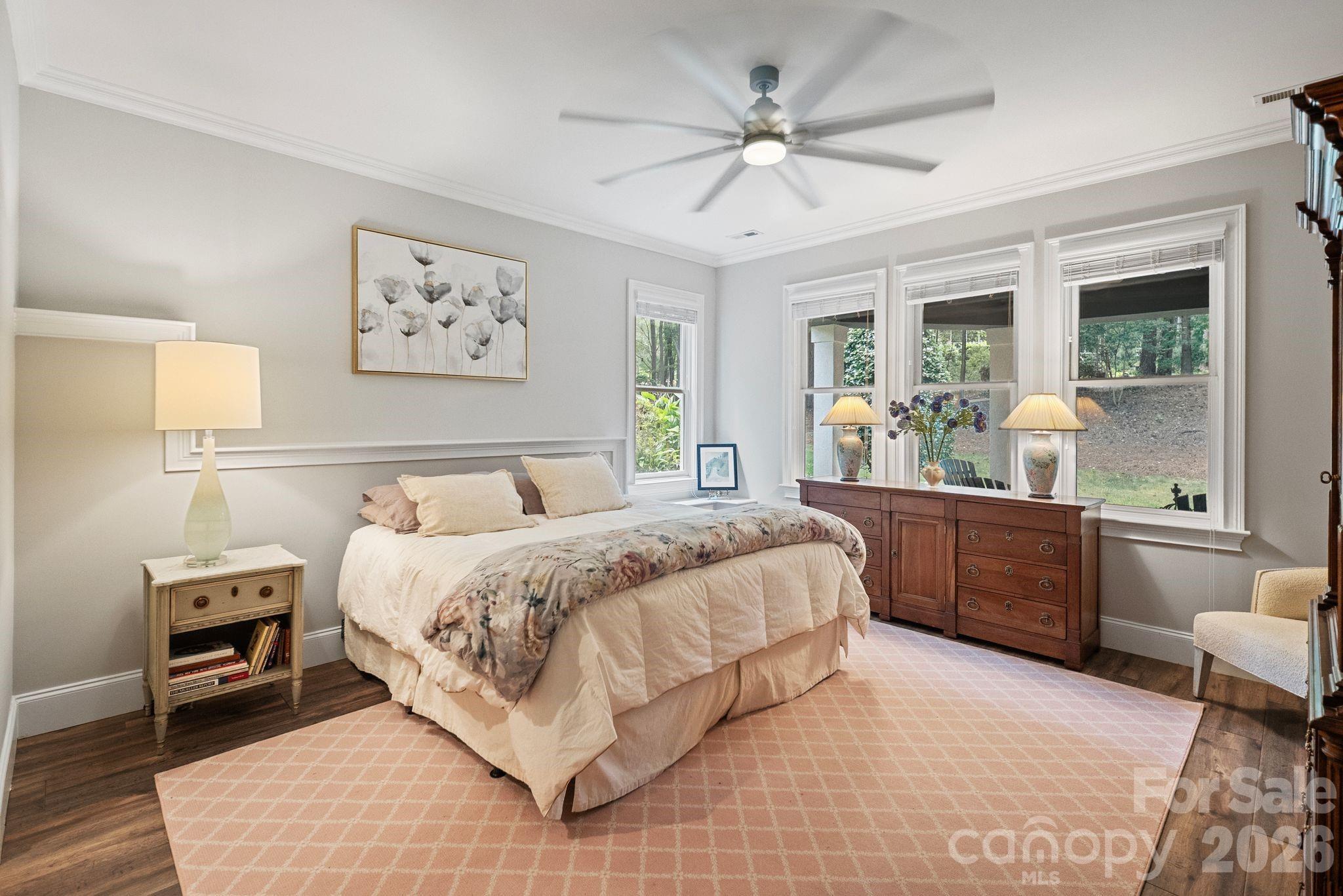 8915 Warwicke Lane — Sherrills Ford