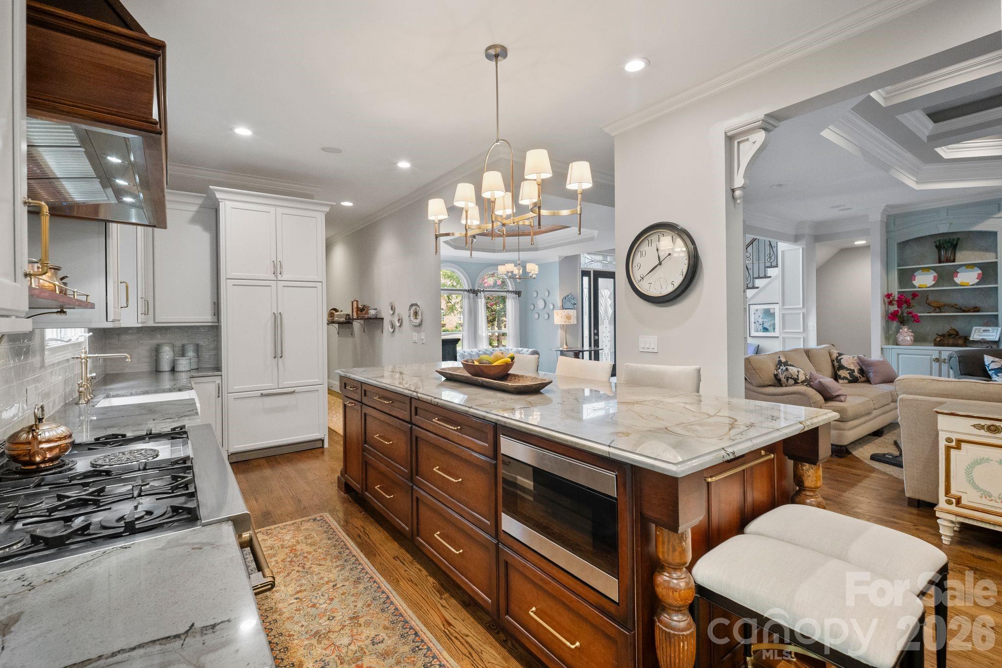 8915 Warwicke Lane — Sherrills Ford