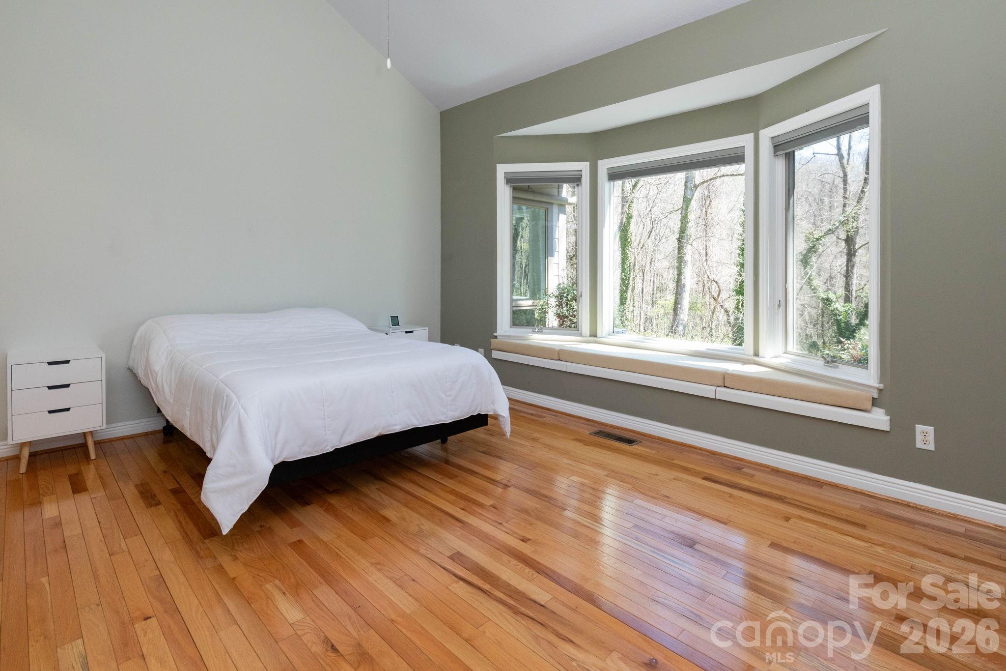 31 Little Cedar Court — Asheville