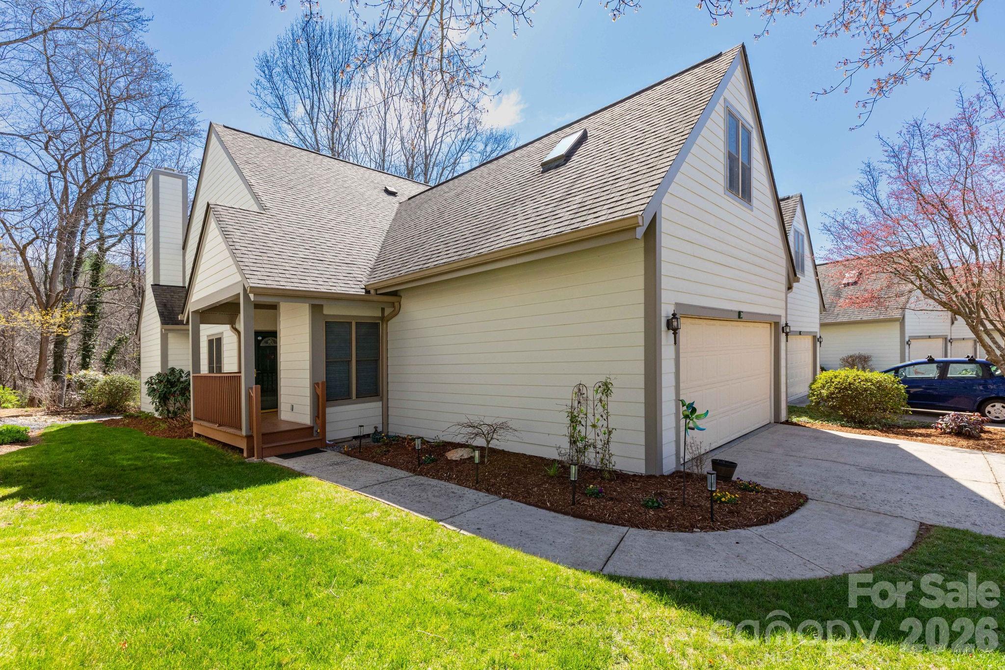31 Little Cedar Court — Asheville
