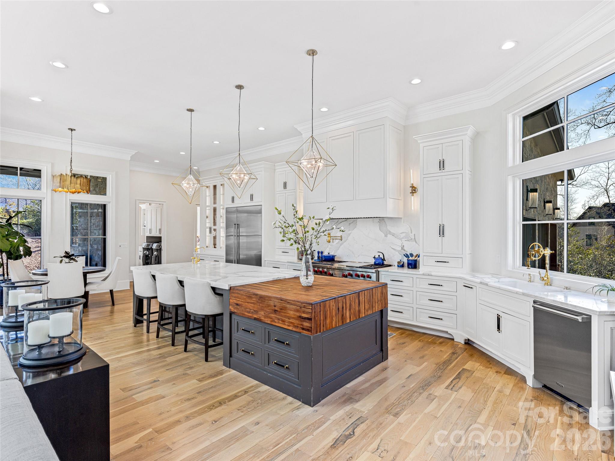 1905 White Tree Trail — Arden