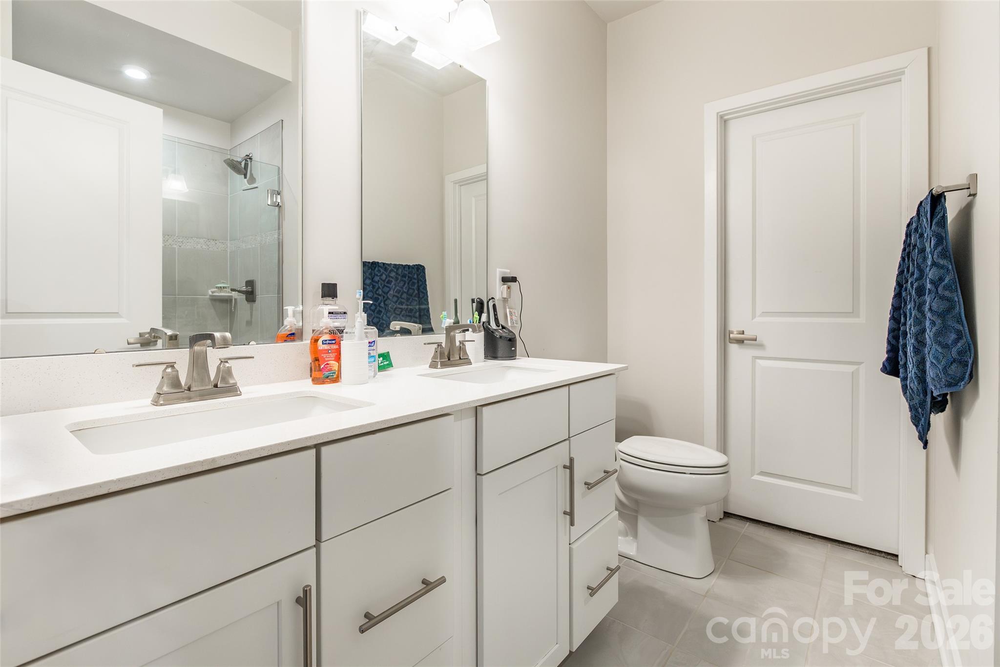 924 Broad River Lane — Charlotte