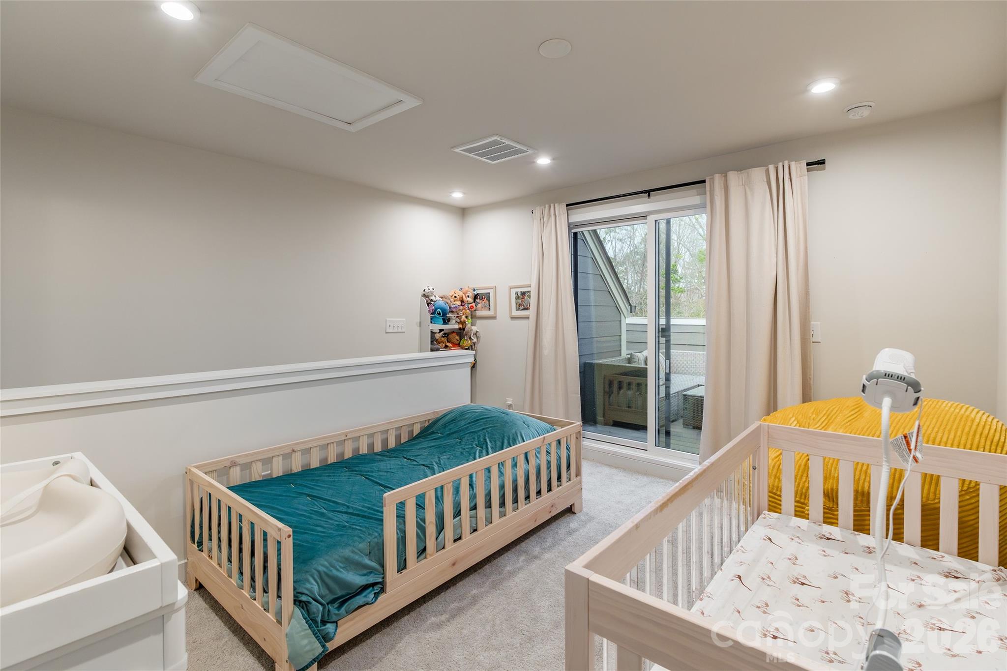 924 Broad River Lane — Charlotte
