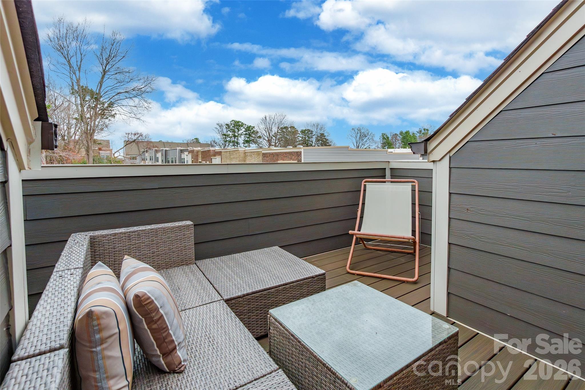 924 Broad River Lane — Charlotte