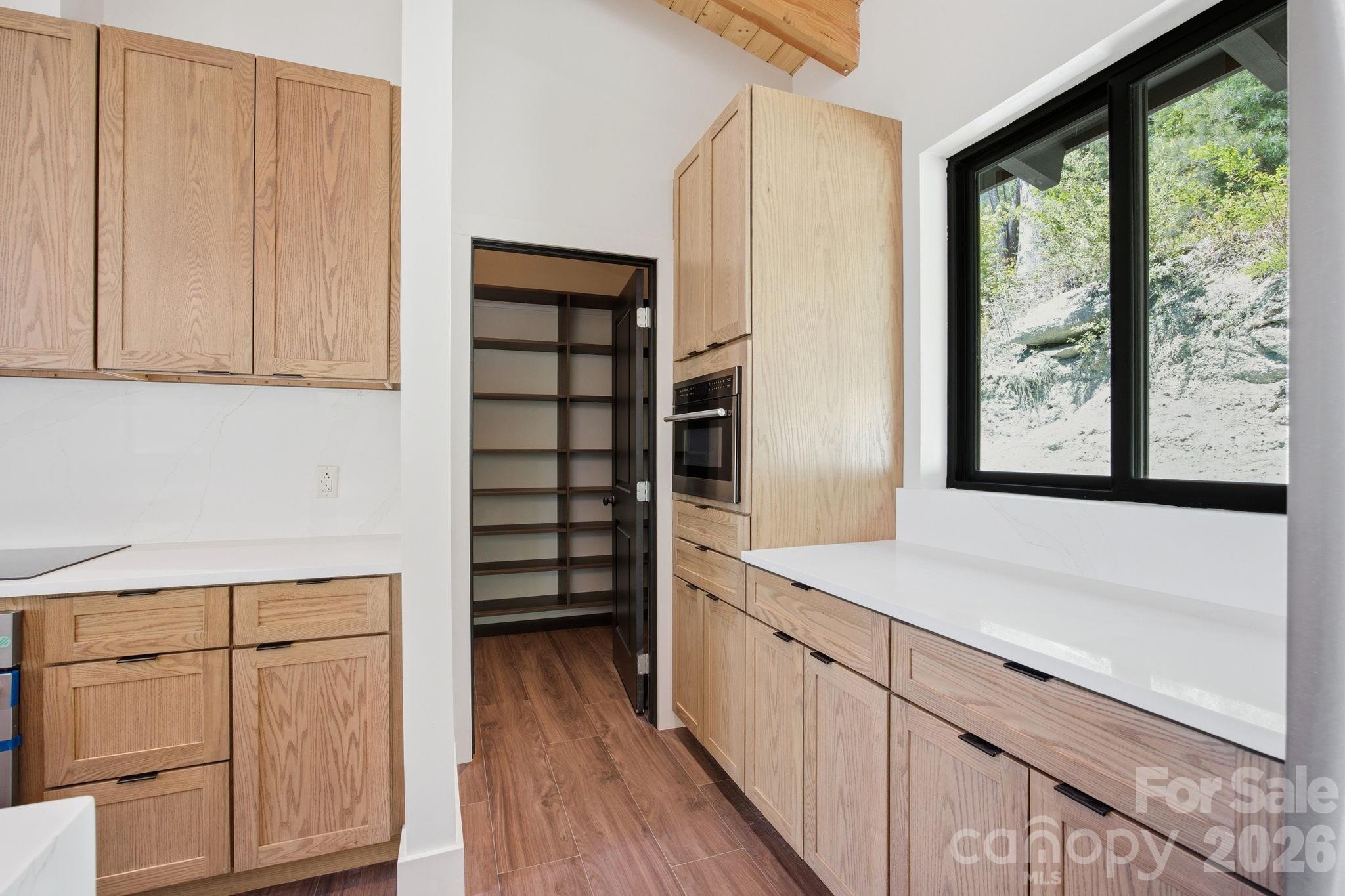 102 Sandpiper Palisades Street — Hendersonville