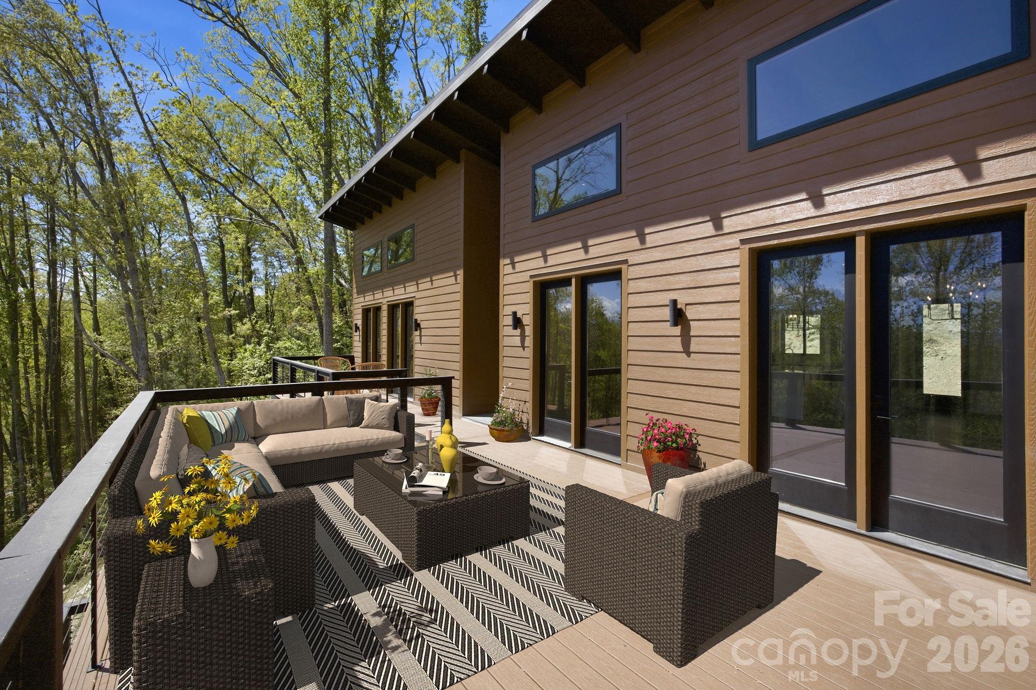 102 Sandpiper Palisades Street — Hendersonville