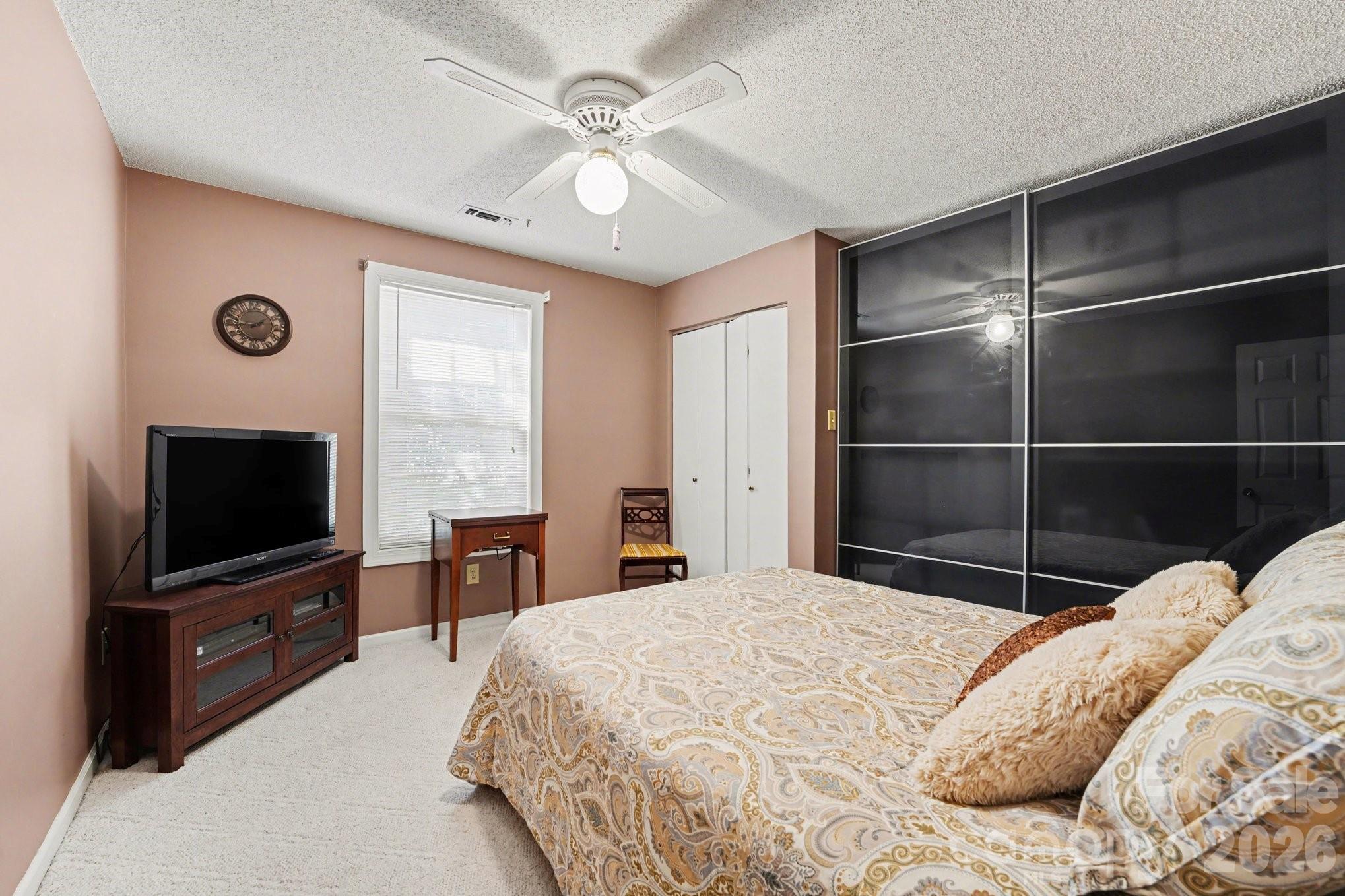 140 Eastwood Drive — Statesville