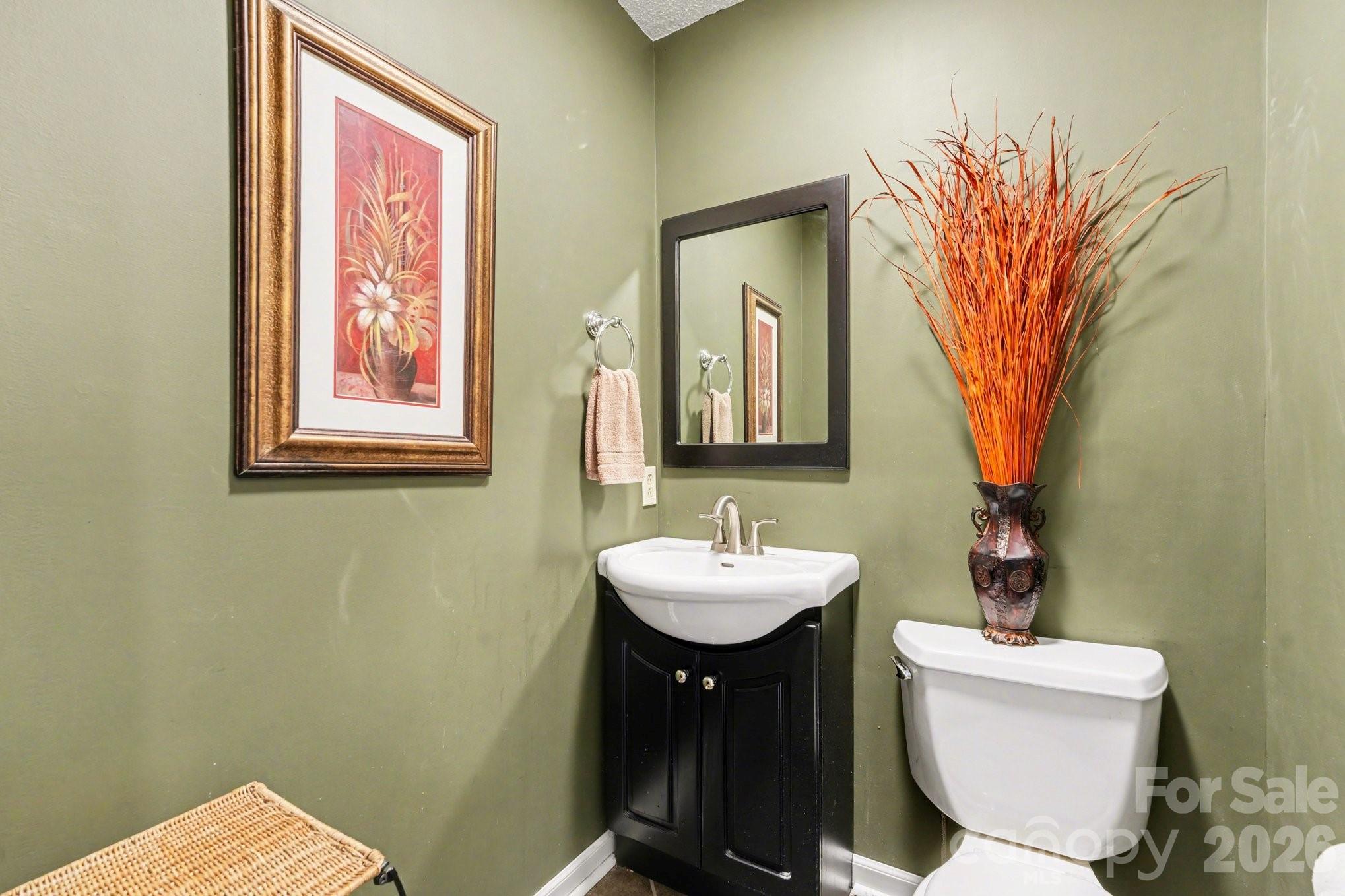 140 Eastwood Drive — Statesville