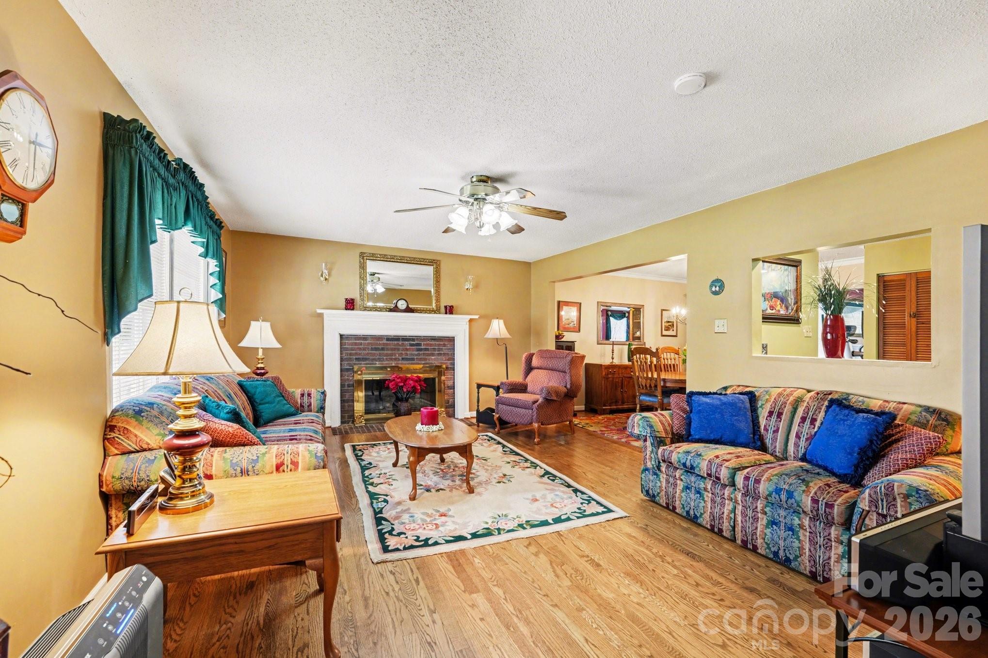 140 Eastwood Drive — Statesville