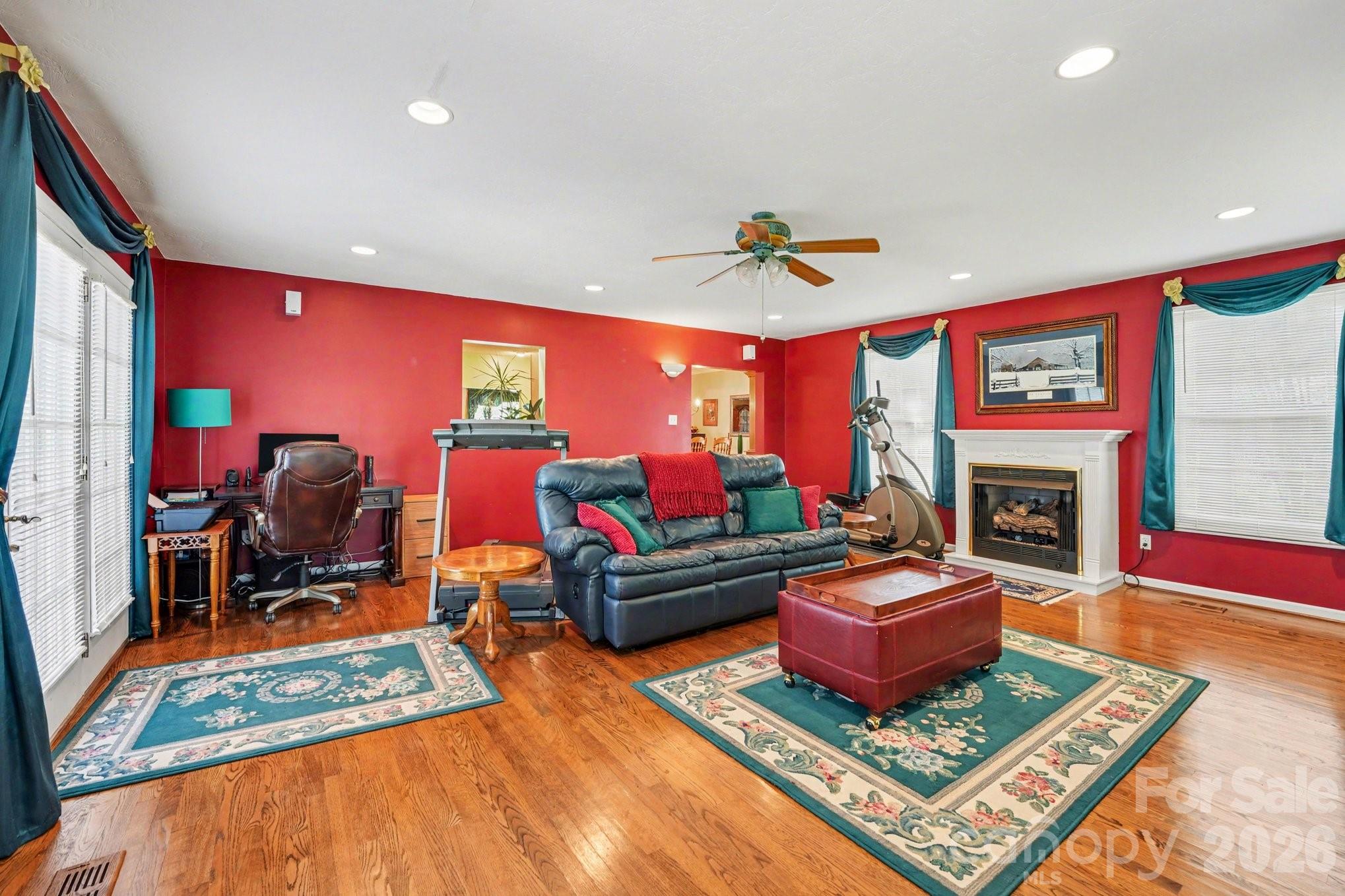 140 Eastwood Drive — Statesville