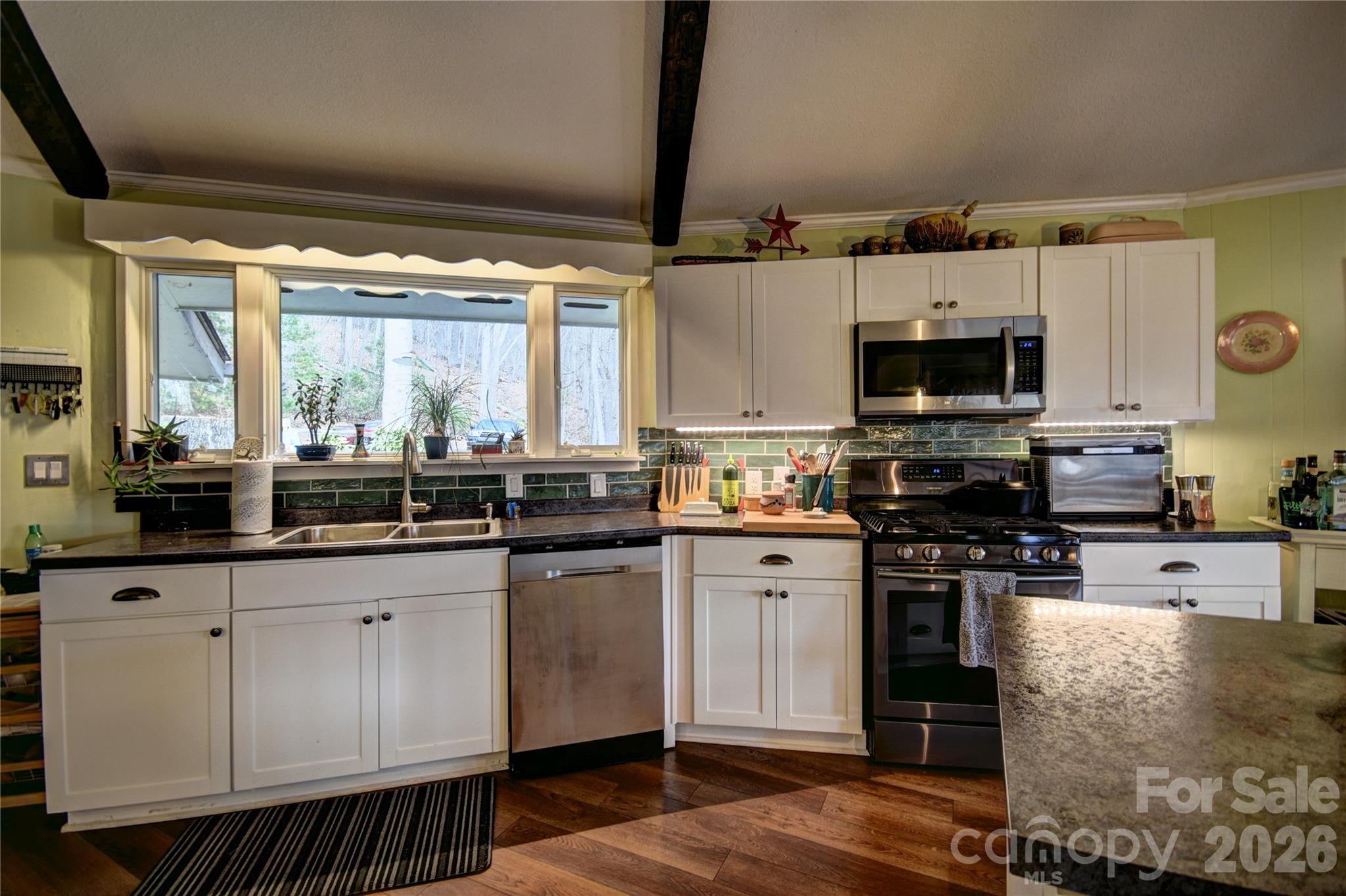 1299 Country Club Drive — Canton