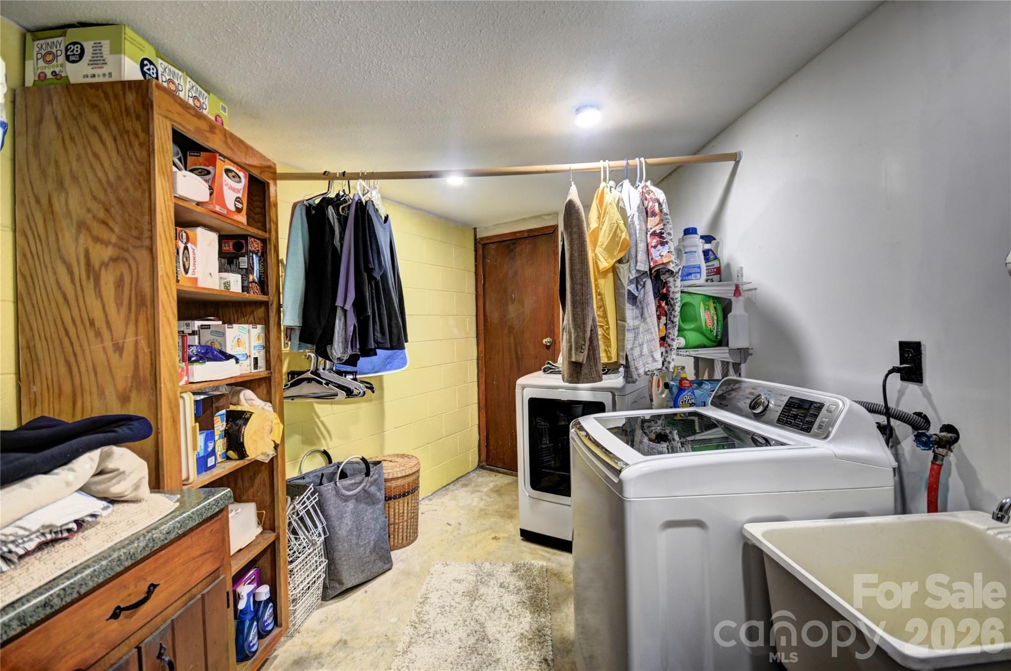 1299 Country Club Drive — Canton
