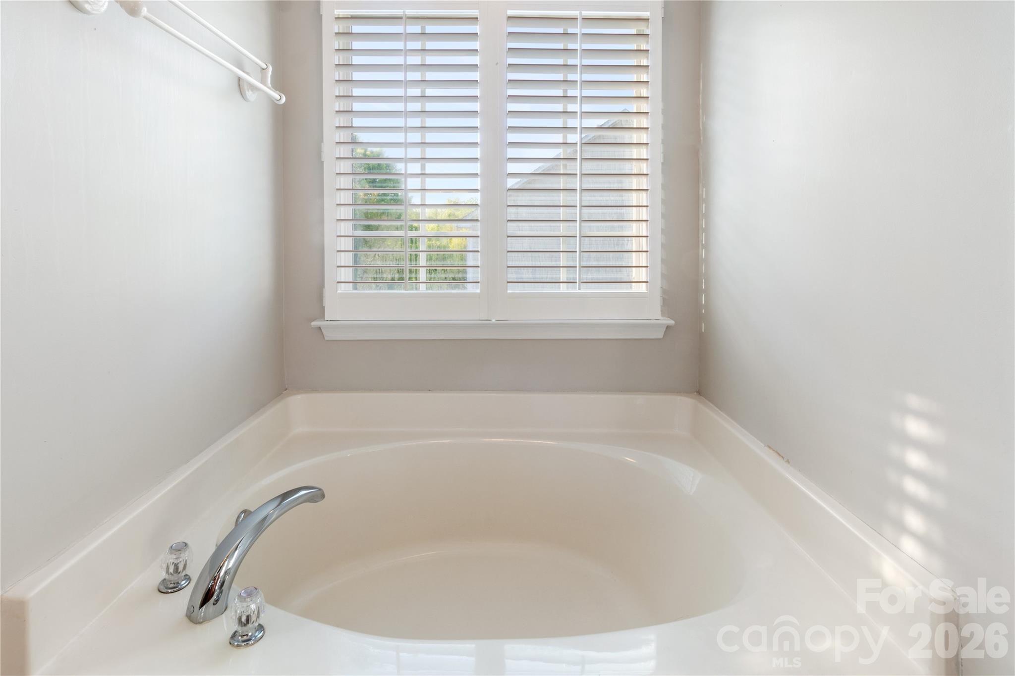 317 Ashton Bluff Circle — Mount Holly