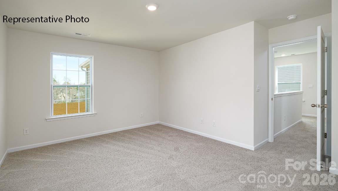 2078 10th Street SE — Hickory