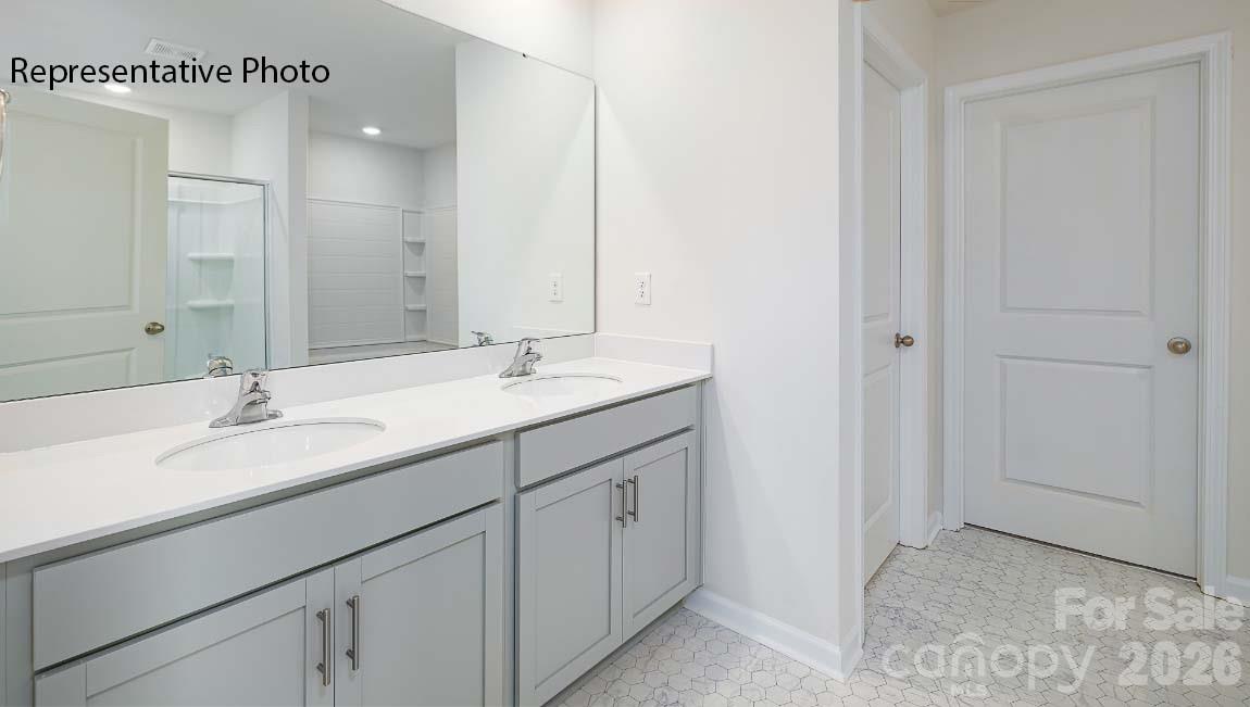 2078 10th Street SE — Hickory