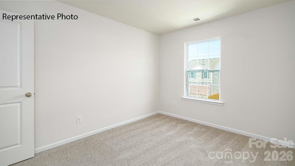 2078 10th Street SE — Hickory