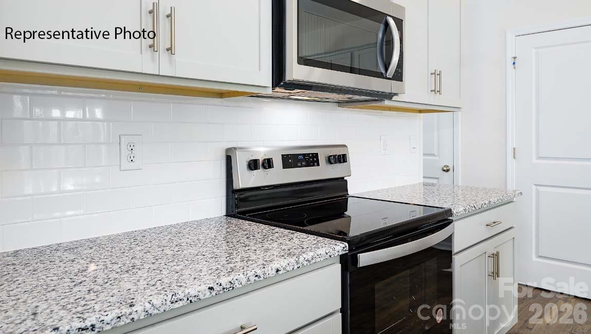 2078 10th Street SE — Hickory