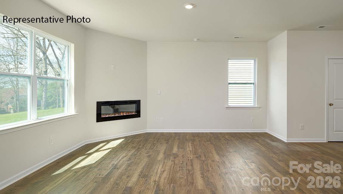 2078 10th Street SE — Hickory