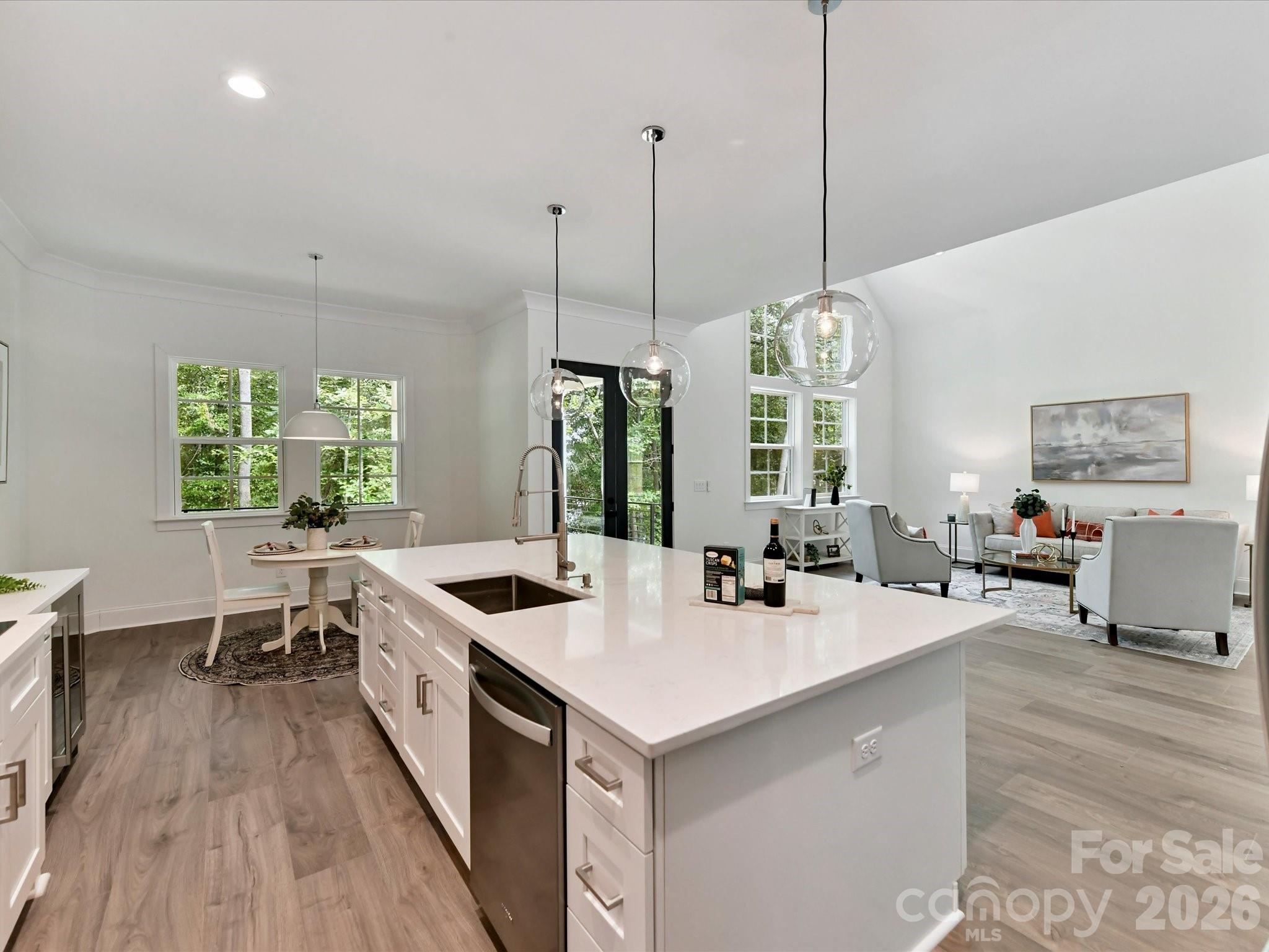 3830 Mill Run — Terrell