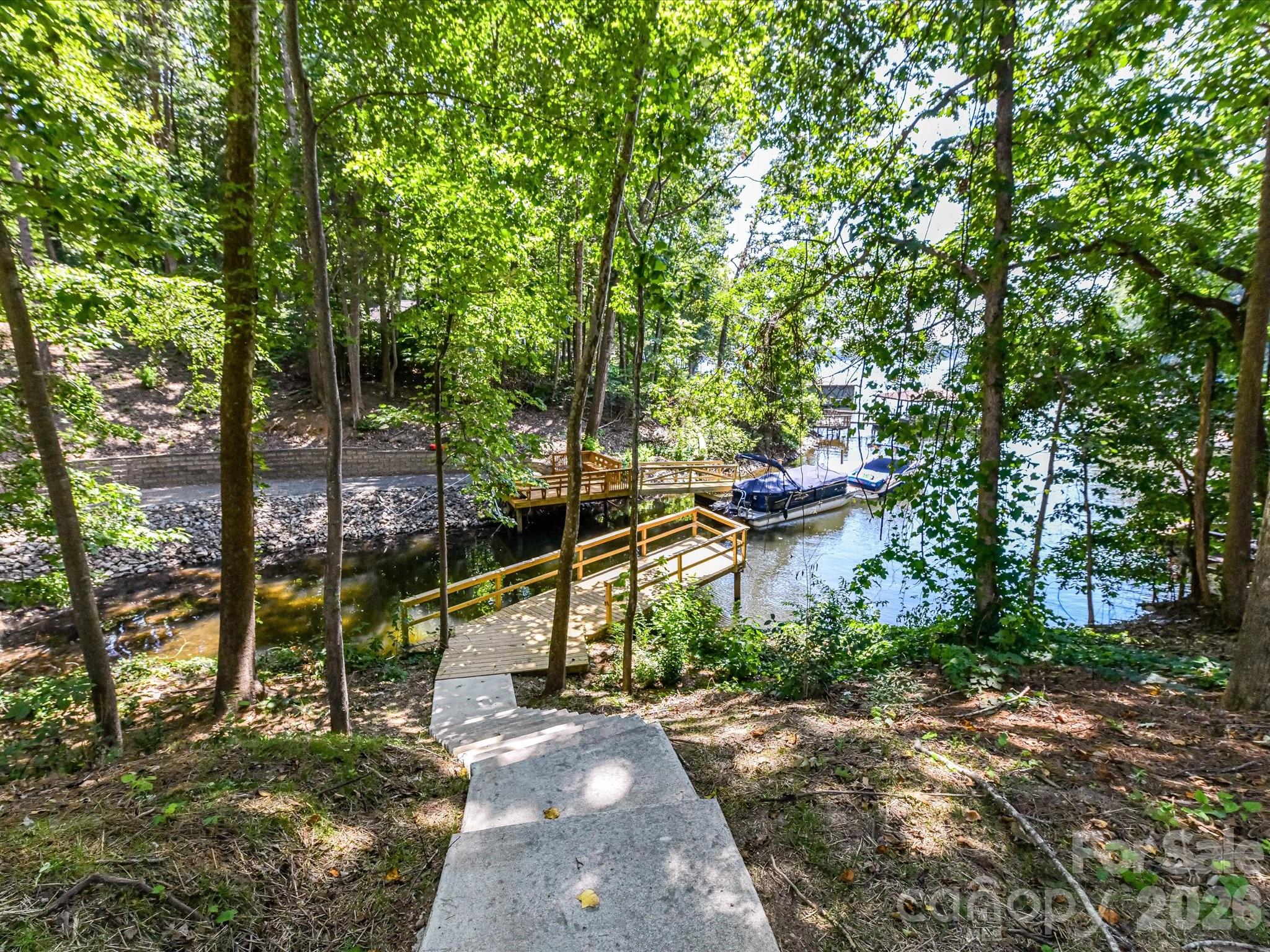3830 Mill Run — Terrell