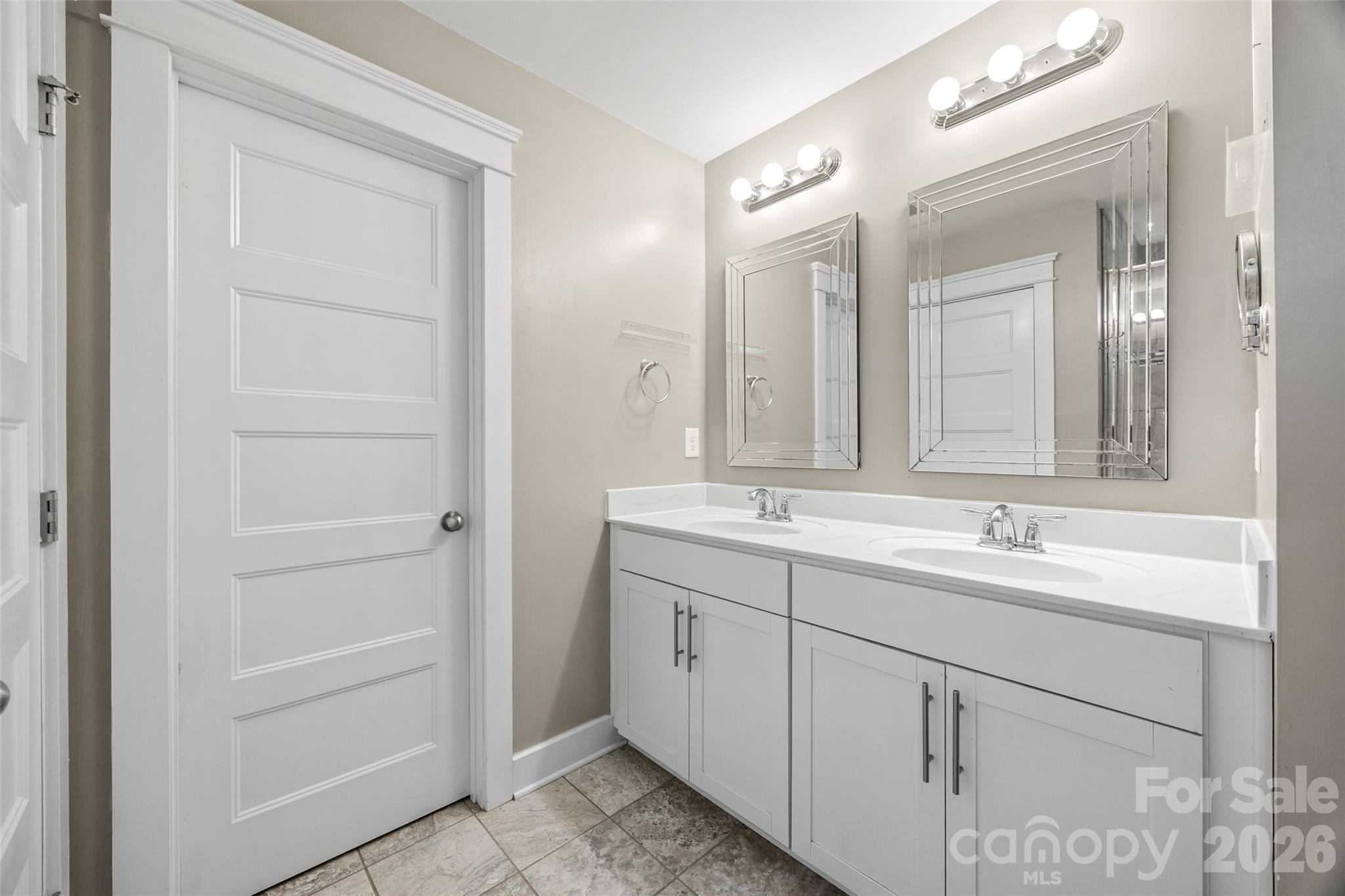 252 Hydrangea Drive — Clover