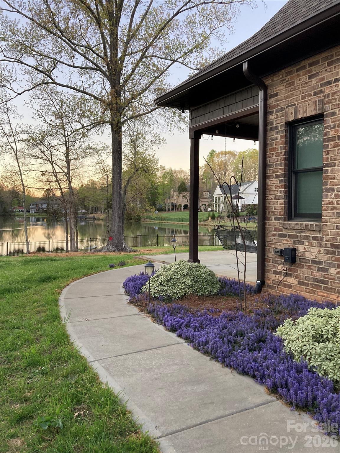 8100 Chaplin Circle — Waxhaw