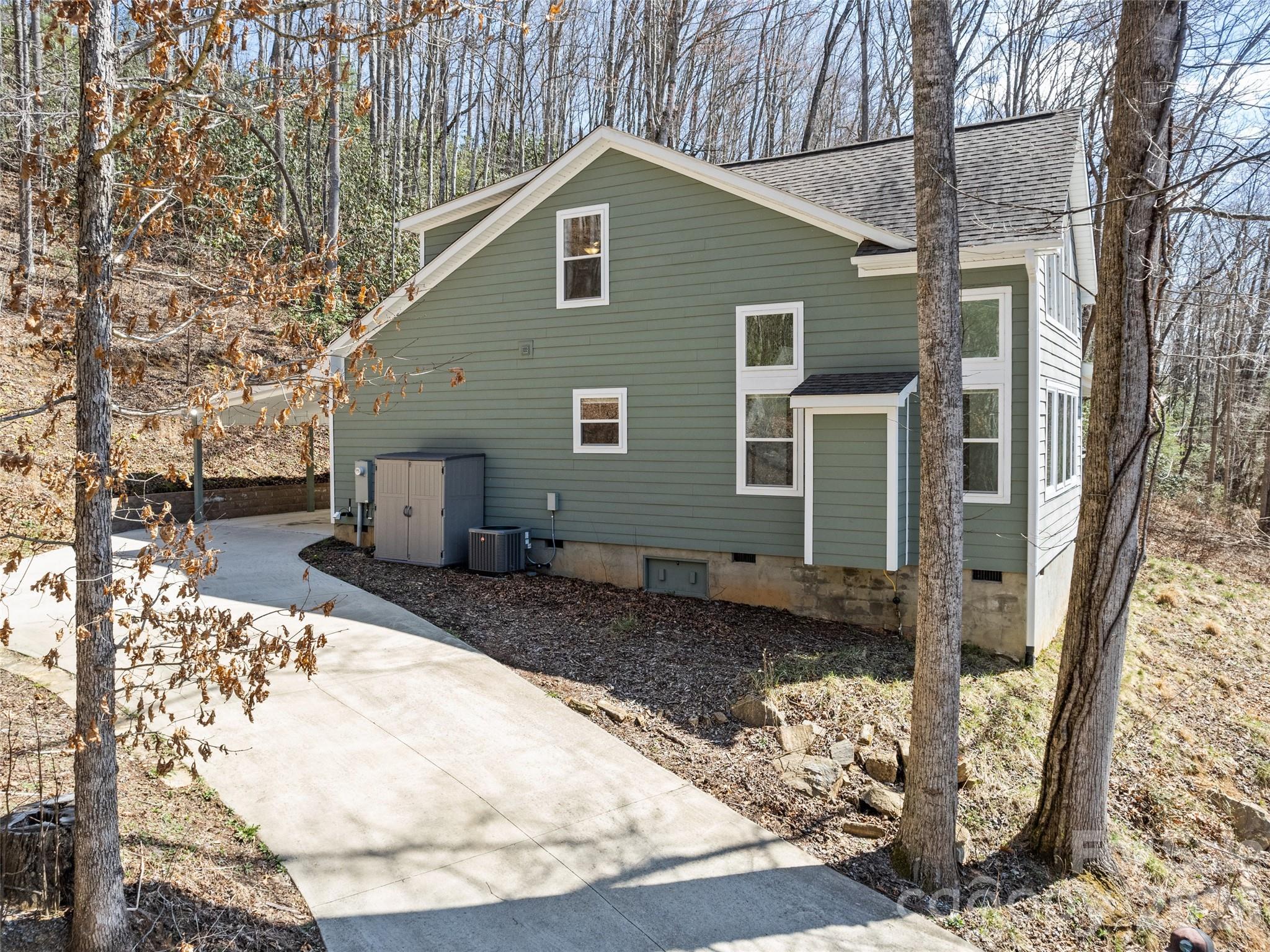 132 Fields Drive — Waynesville