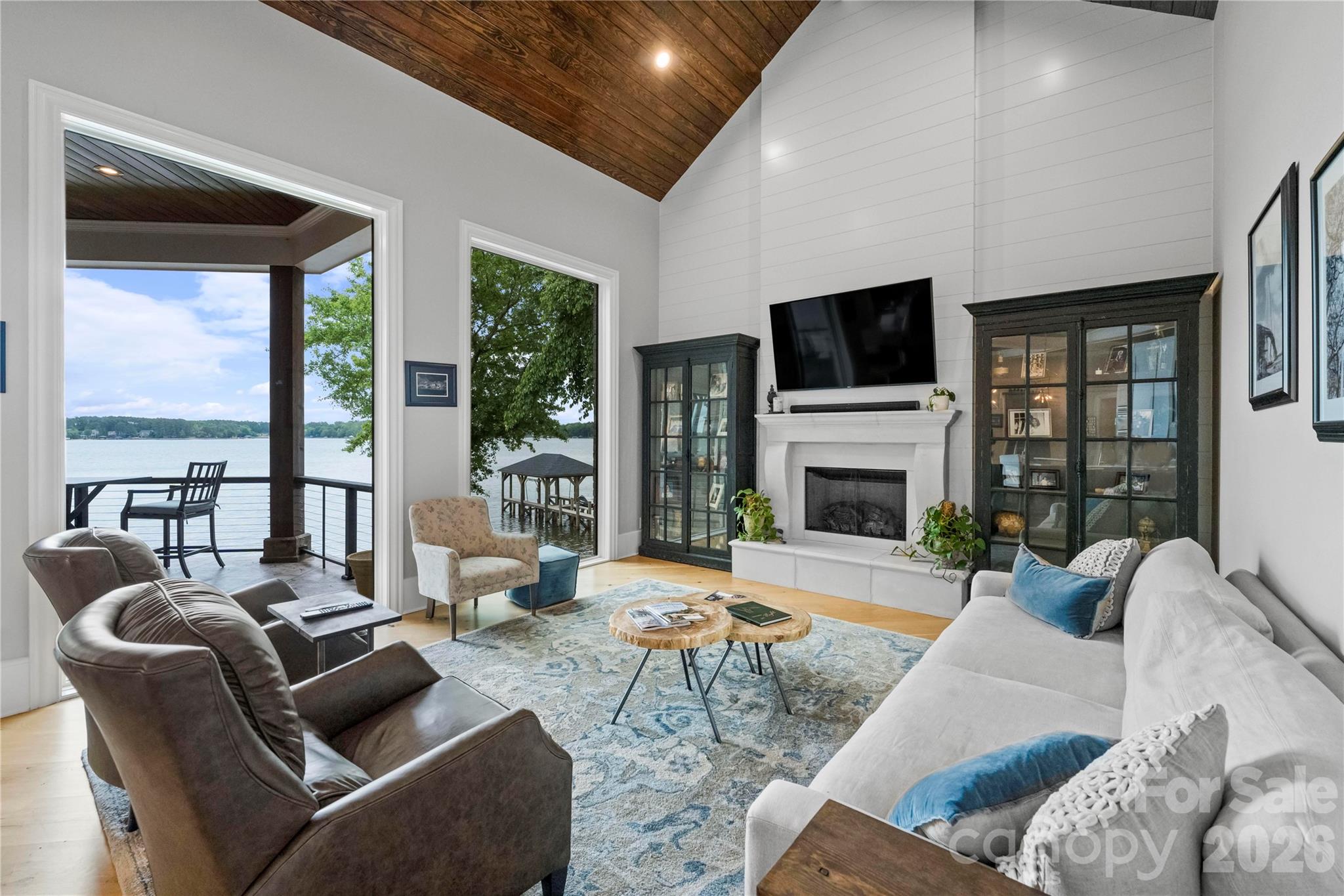 8170 Bay Pointe Drive — Denver