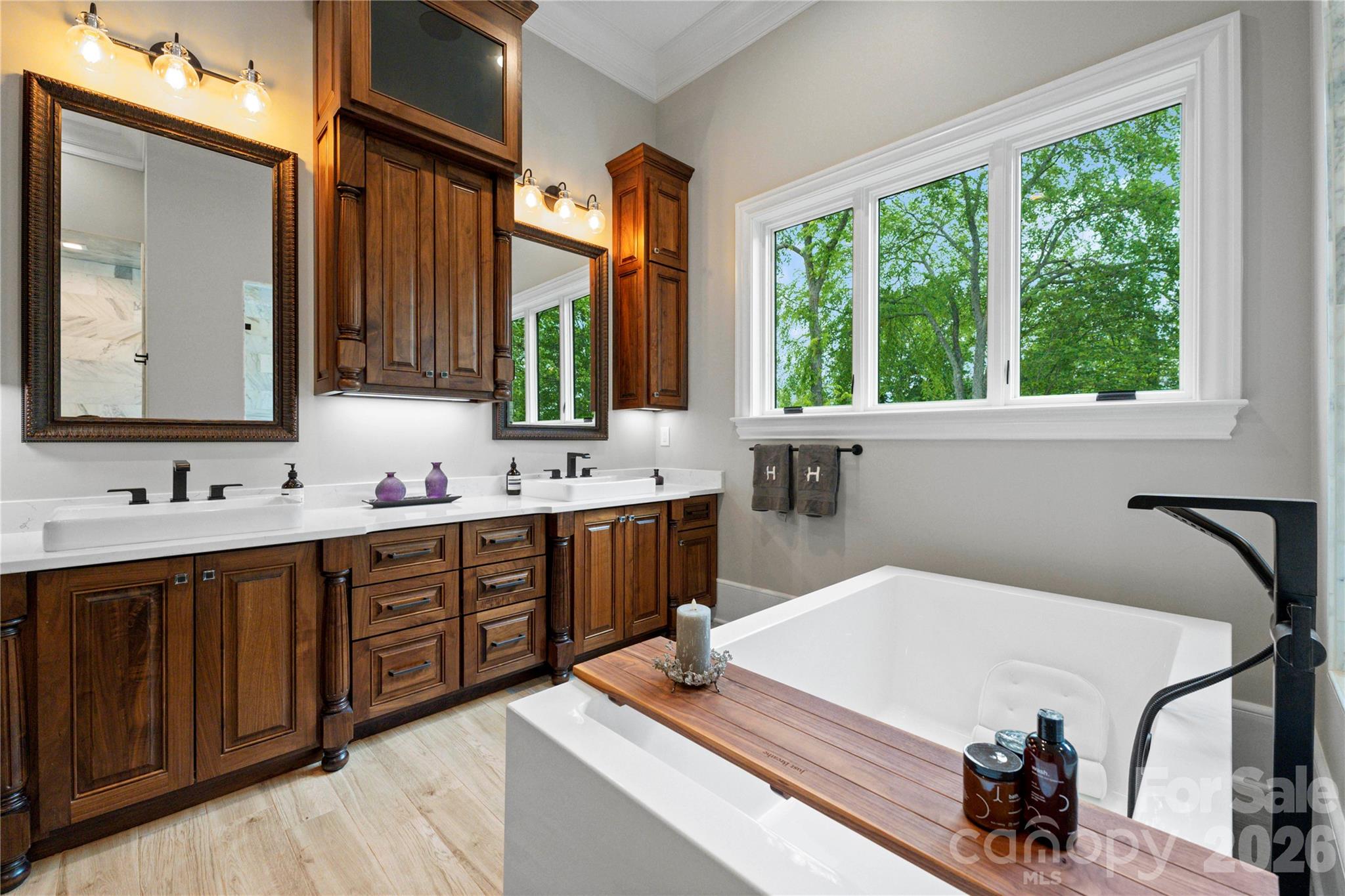 8170 Bay Pointe Drive — Denver
