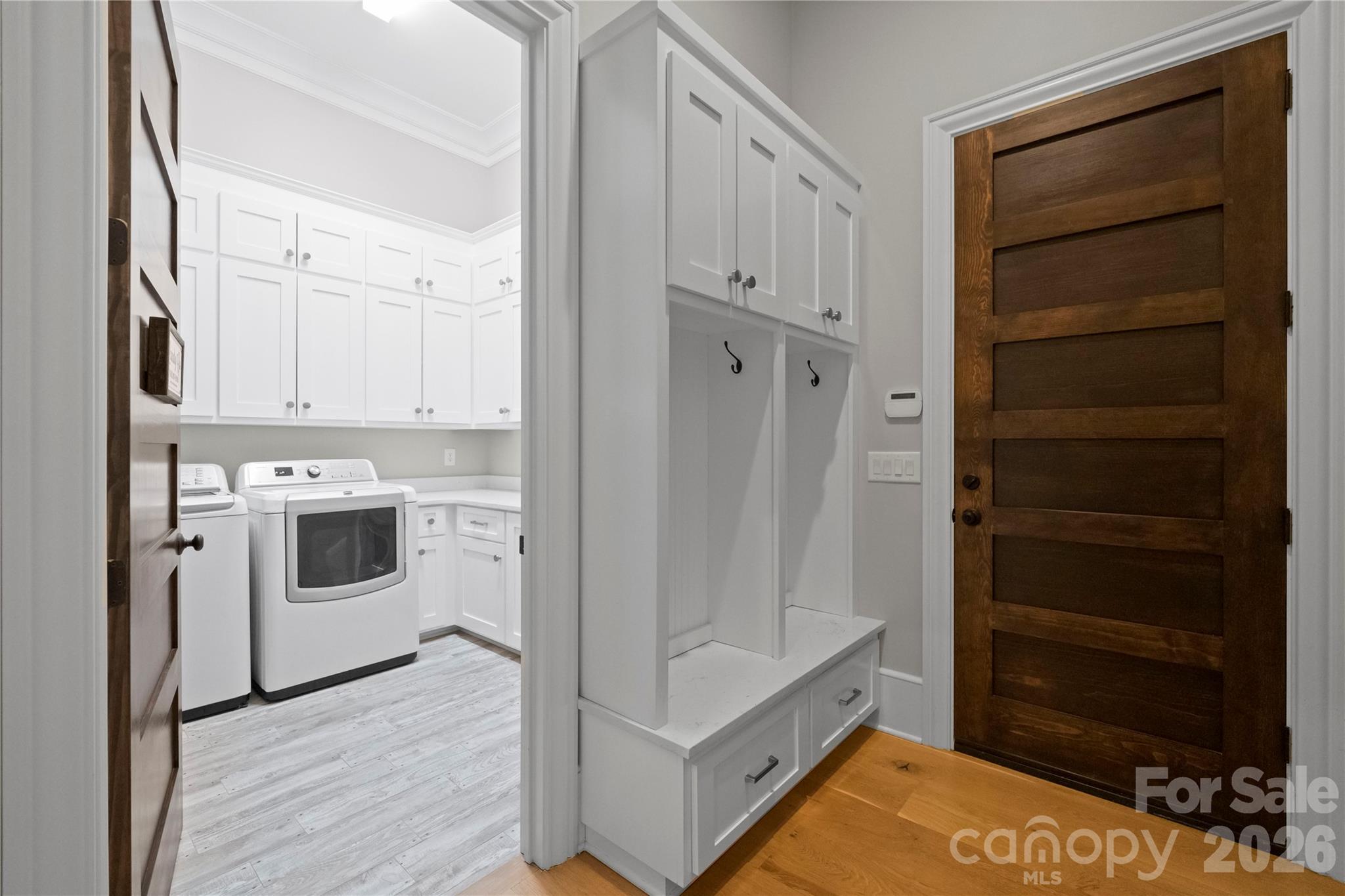 8170 Bay Pointe Drive — Denver
