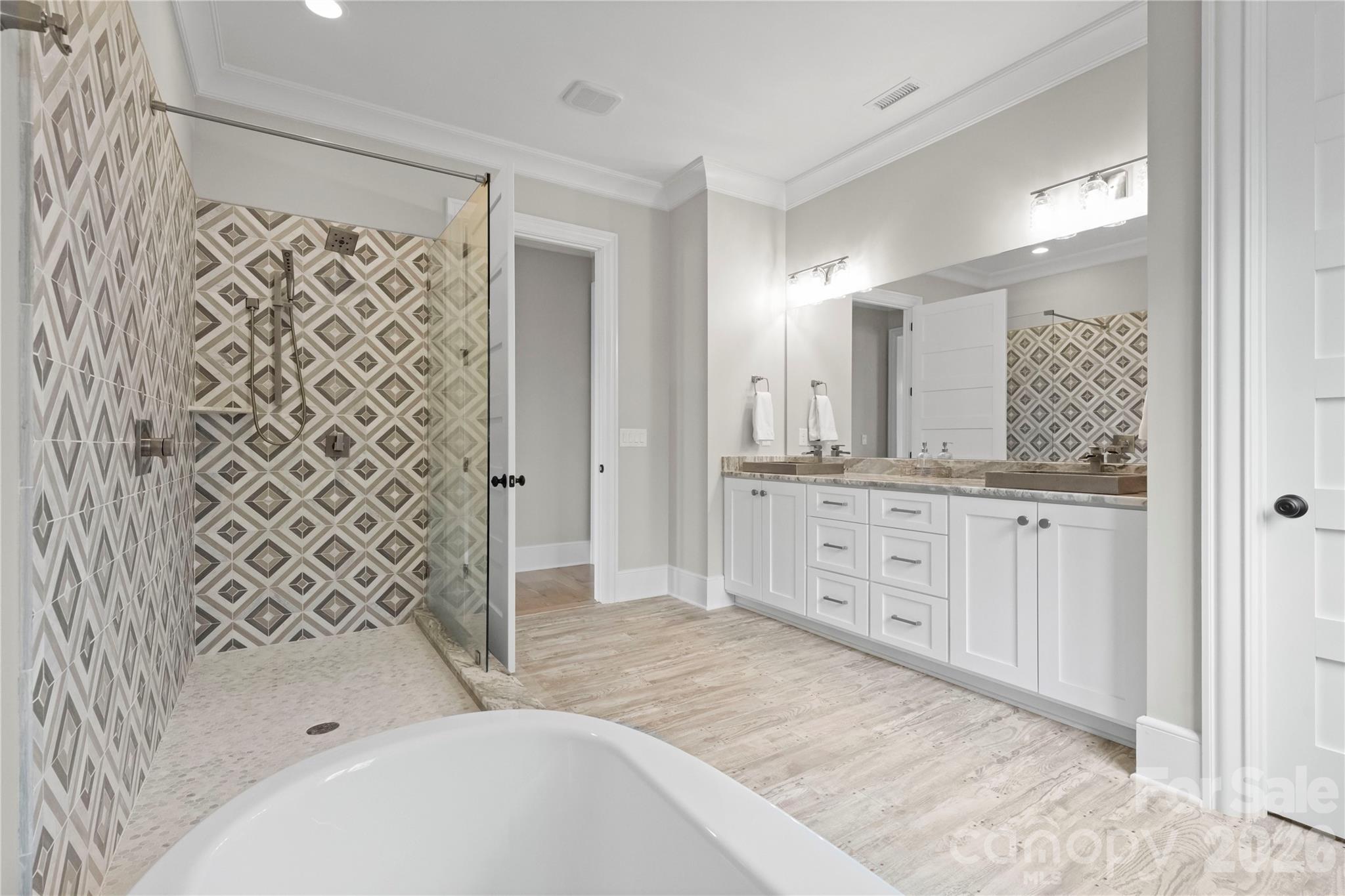 8170 Bay Pointe Drive — Denver