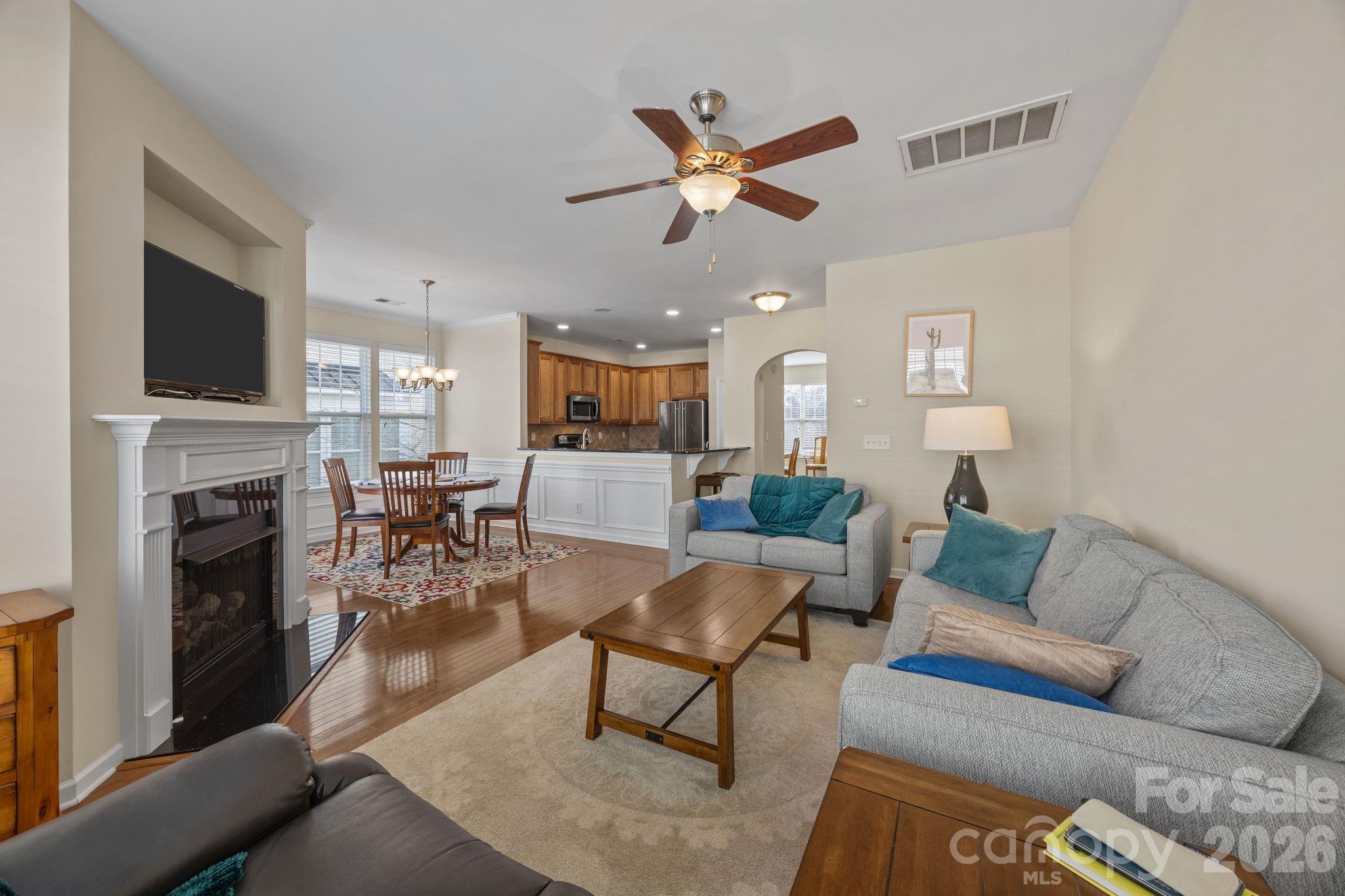 11156 Green Spring Drive — Huntersville
