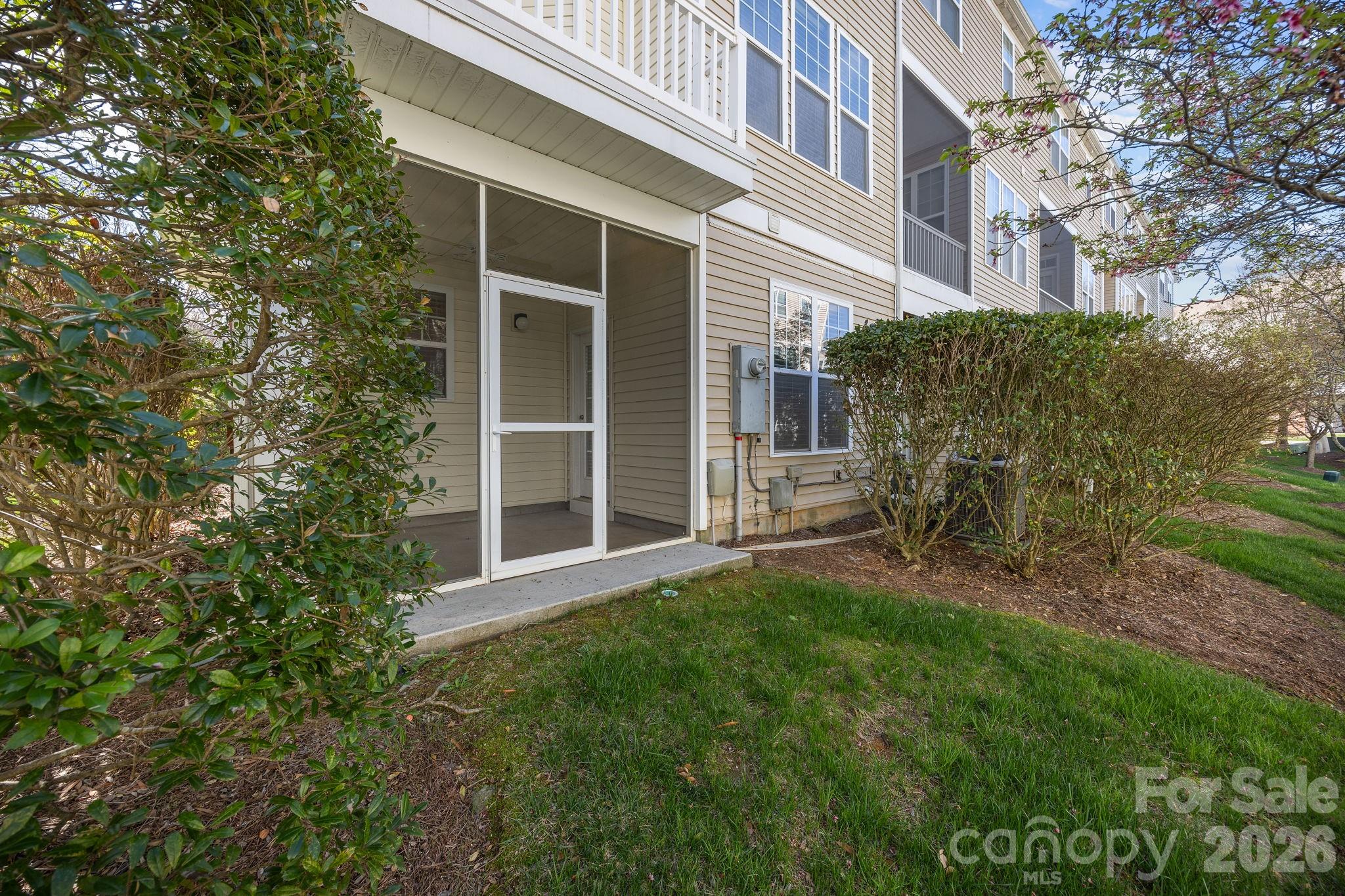 11156 Green Spring Drive — Huntersville