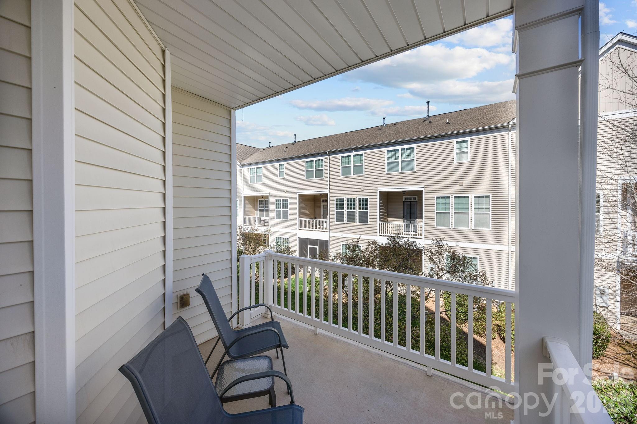 11156 Green Spring Drive — Huntersville