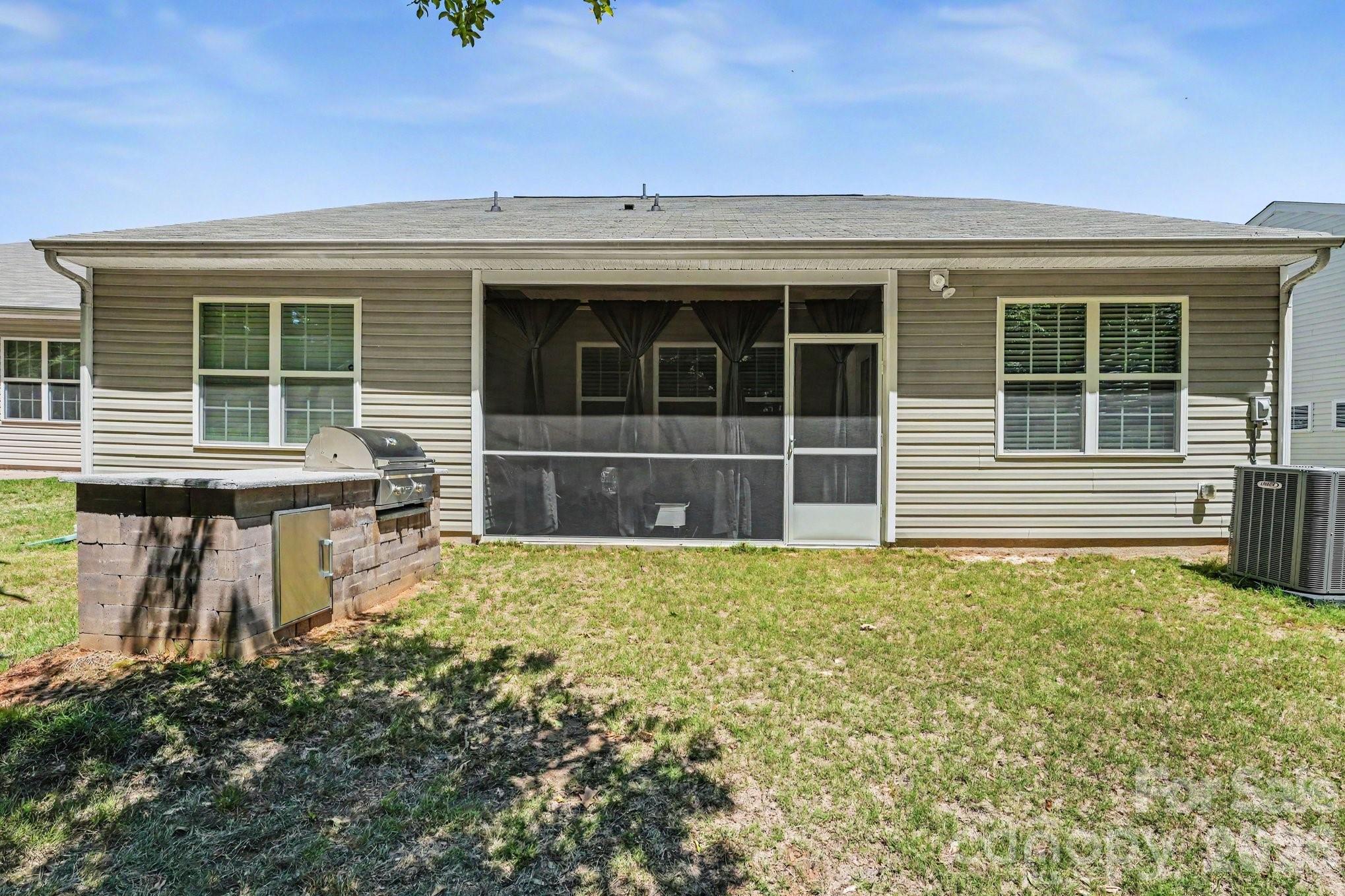124 Goodleigh Lane — Mooresville