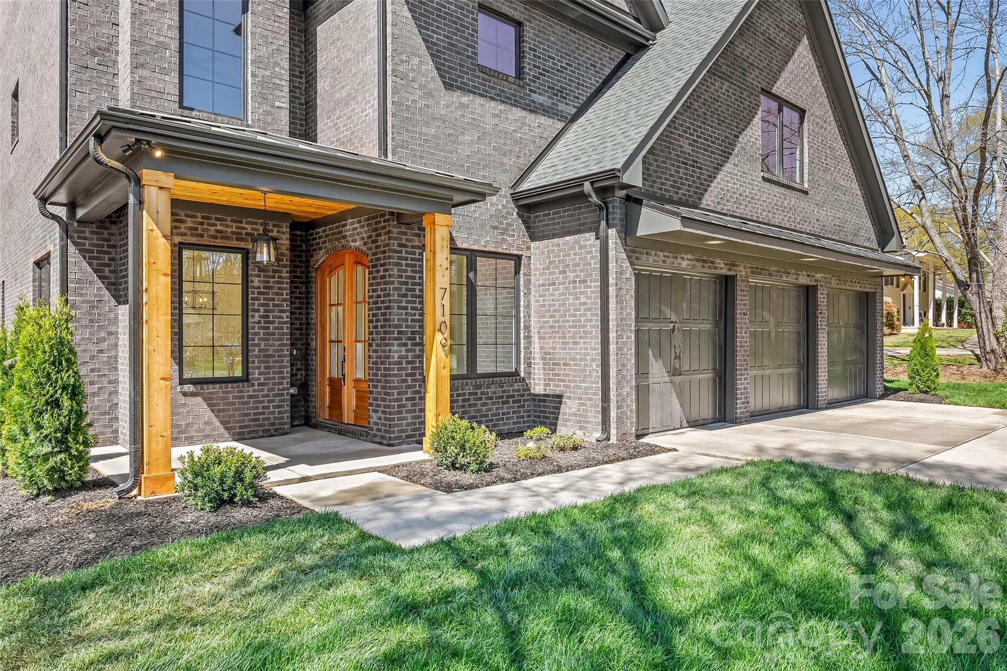 7109 Essington Drive — Charlotte