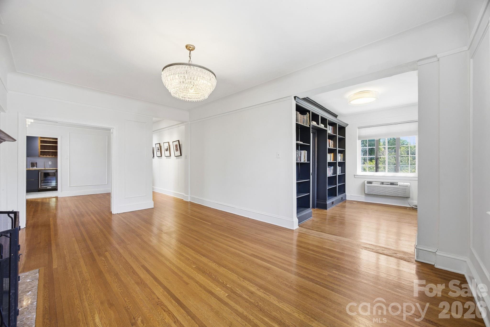 301 W 10th Street #308 — Charlotte