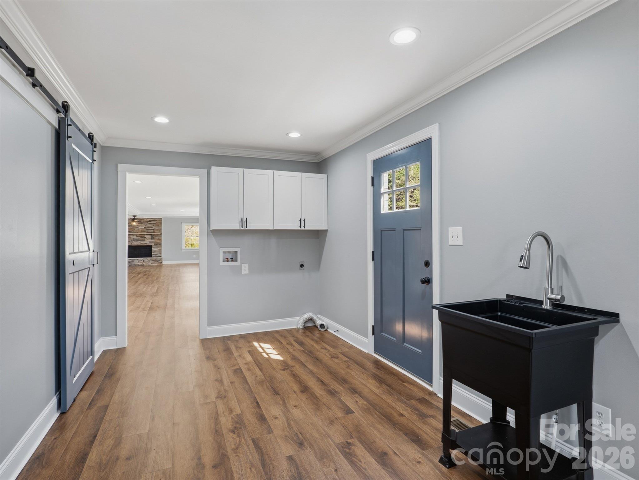 330 Skyview Drive — Catawba